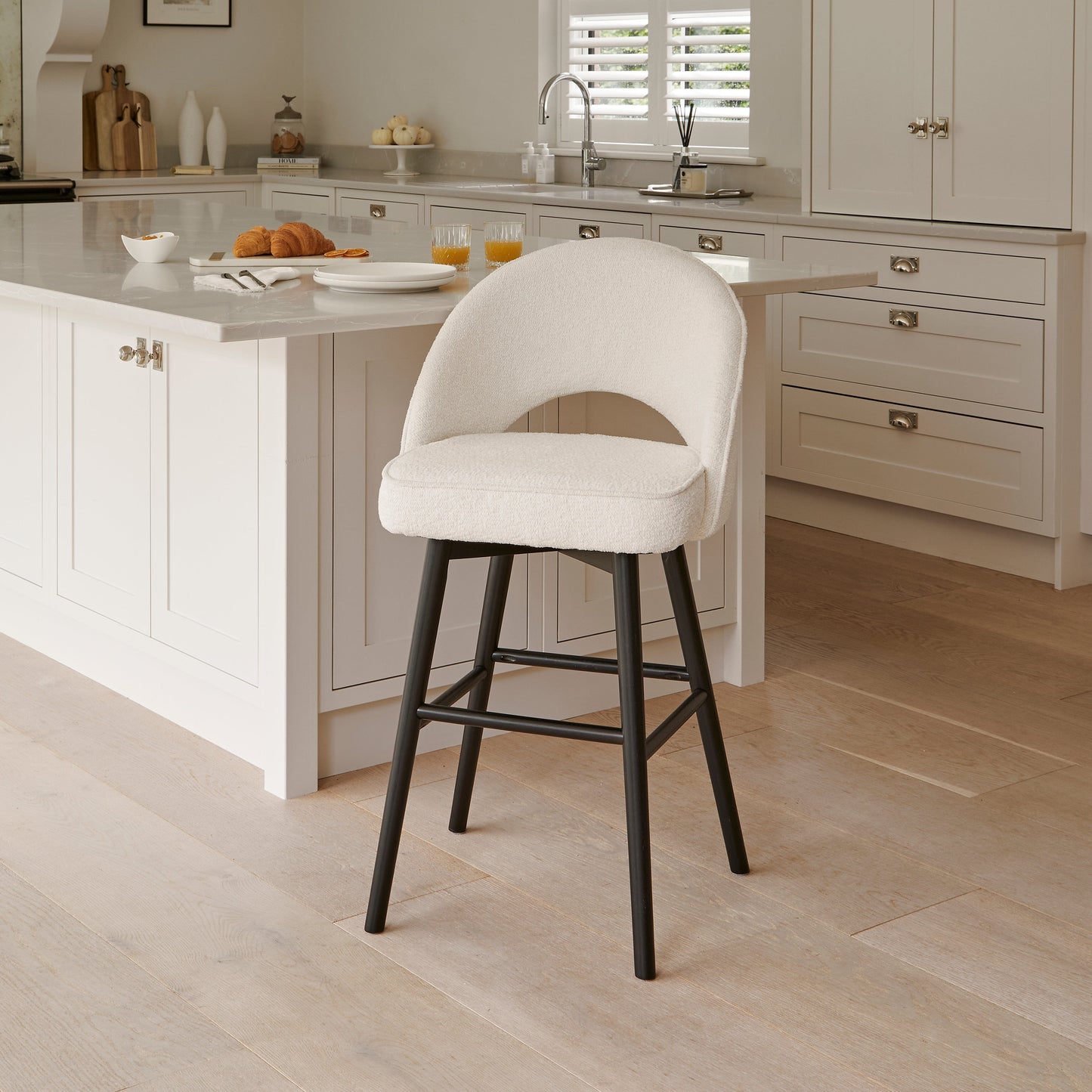 Marilyn Boucle Bar Stool - Black Legs