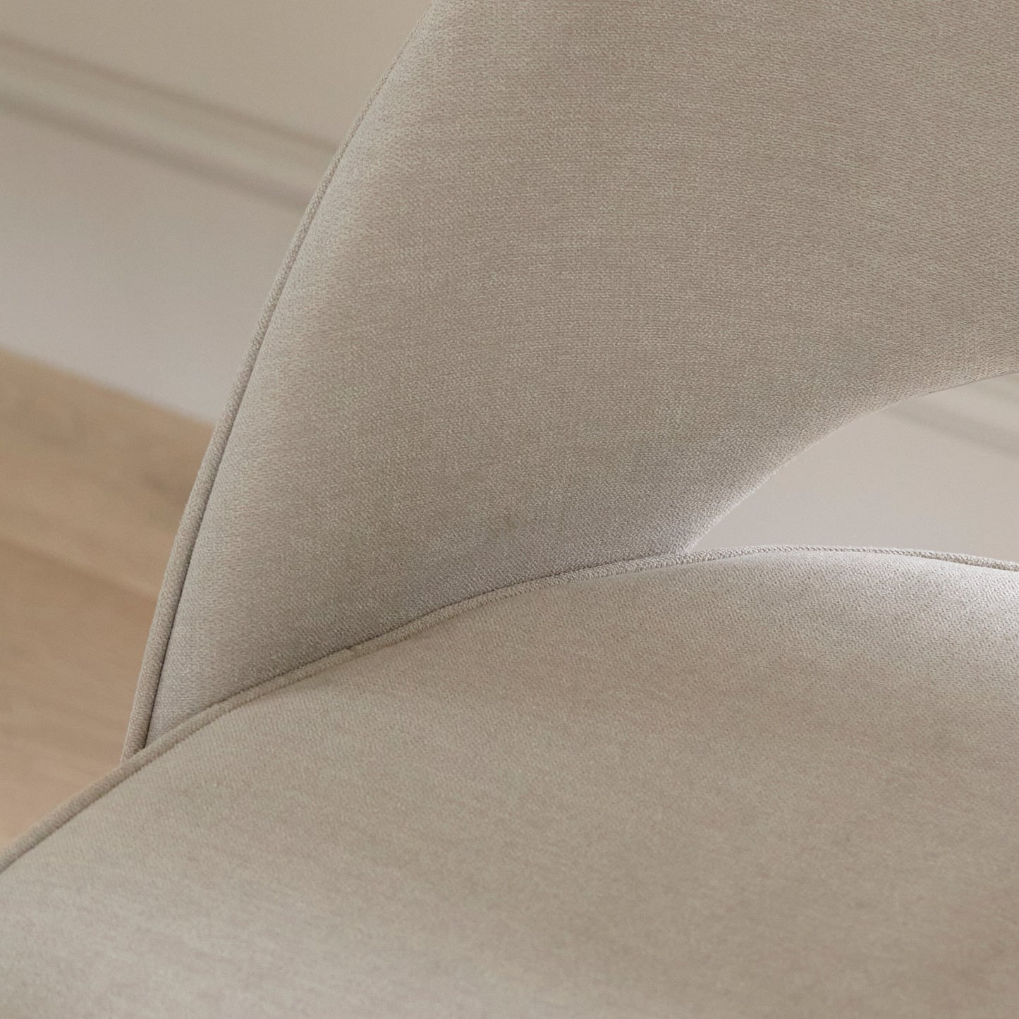 Marilyn-soft-beige-whitewash-legs-dining-chair