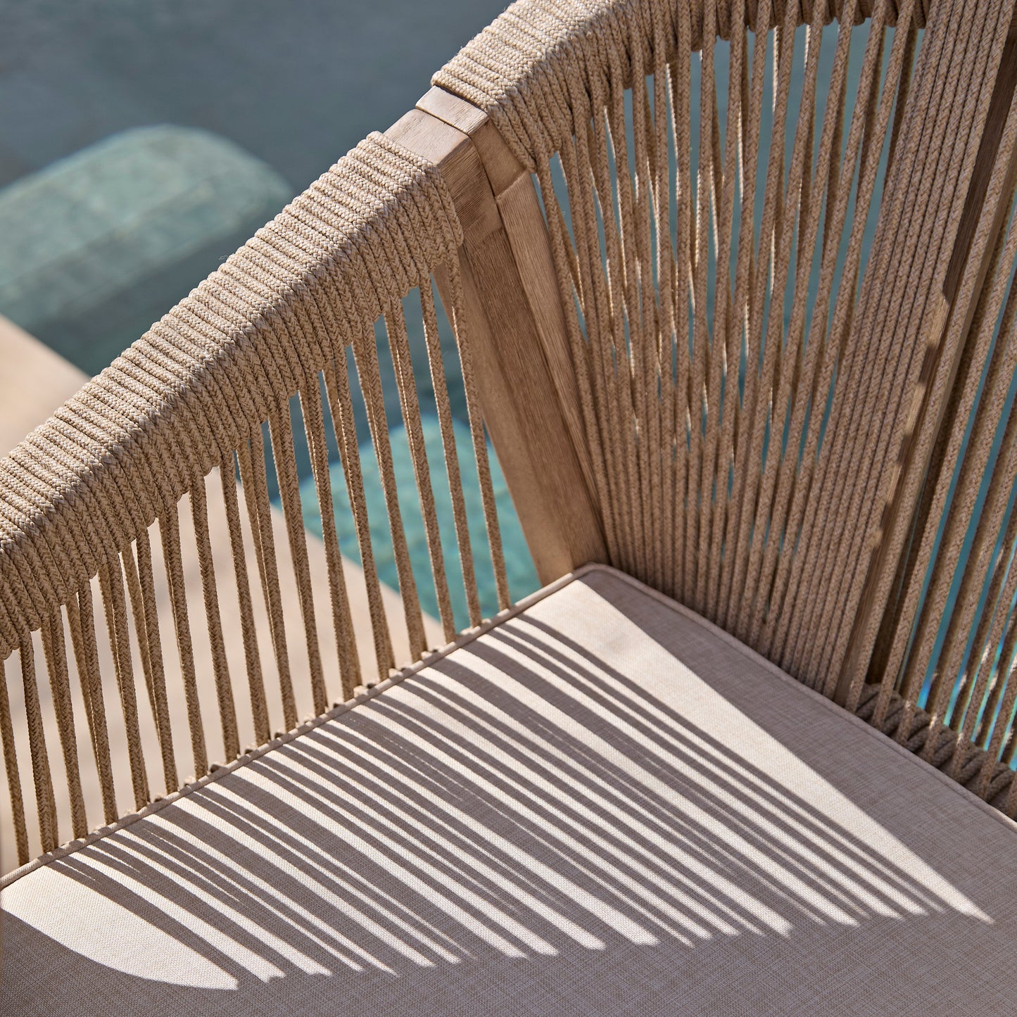 Shiro 120cm Round Table and 4x Nala Dining Chairs - Laura James