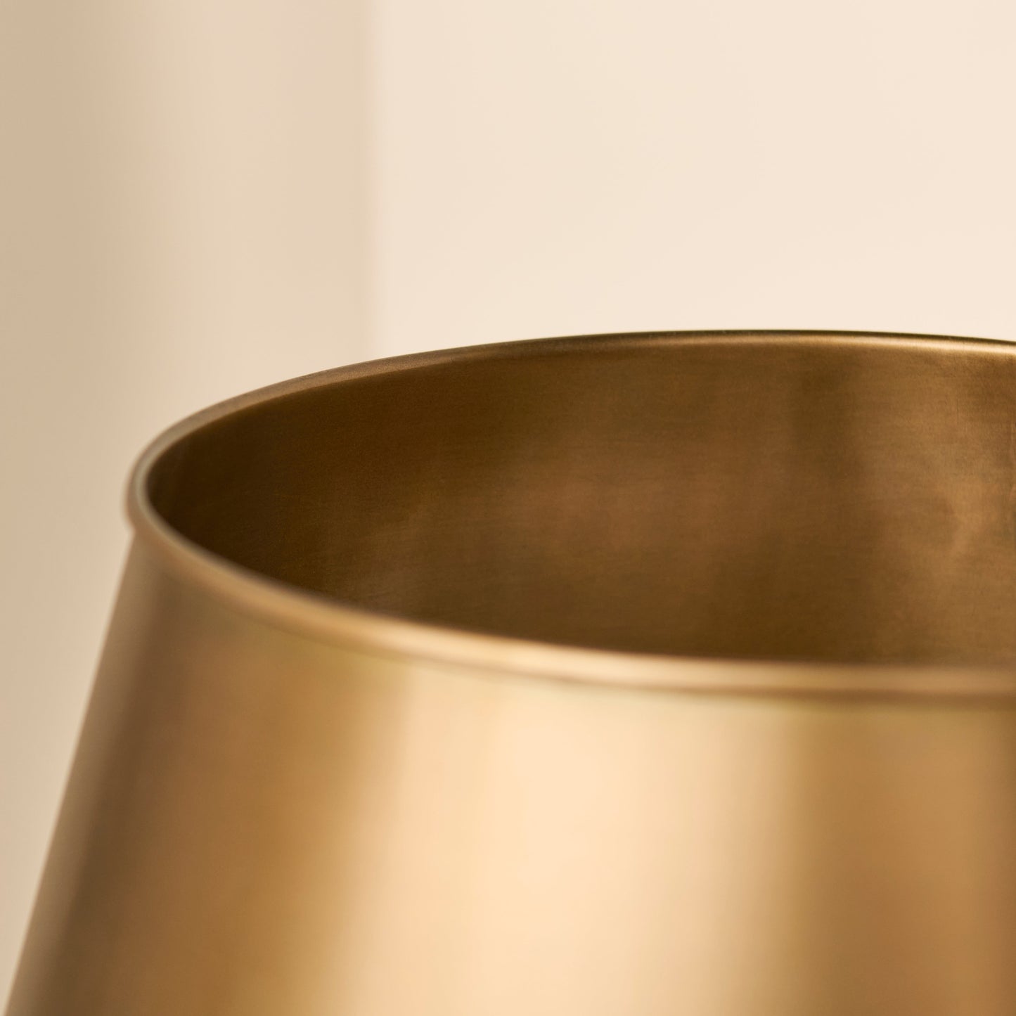 Stowe Gold Metal Floor Lamp - 136cm - Laura James