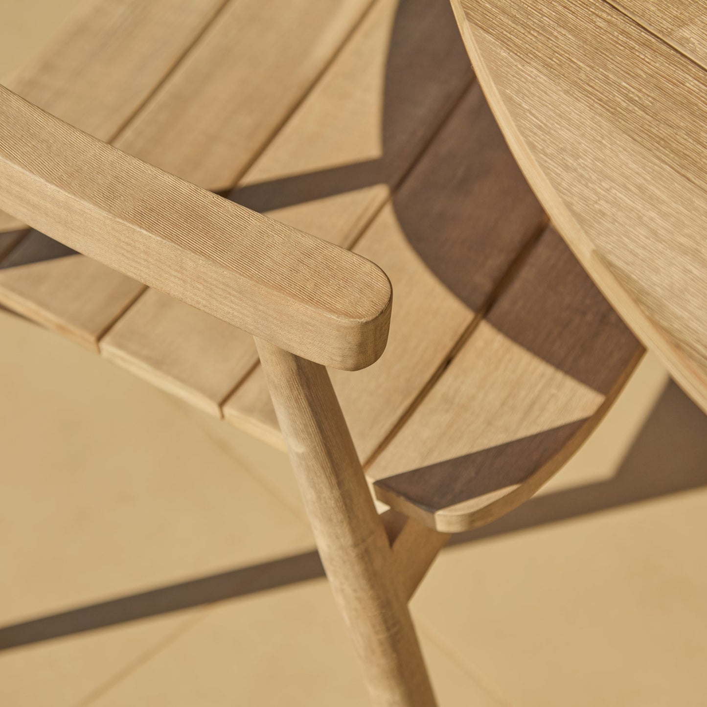 Willow 4 Seater Round Garden Dining Set with Elowen Chairs - Laura James