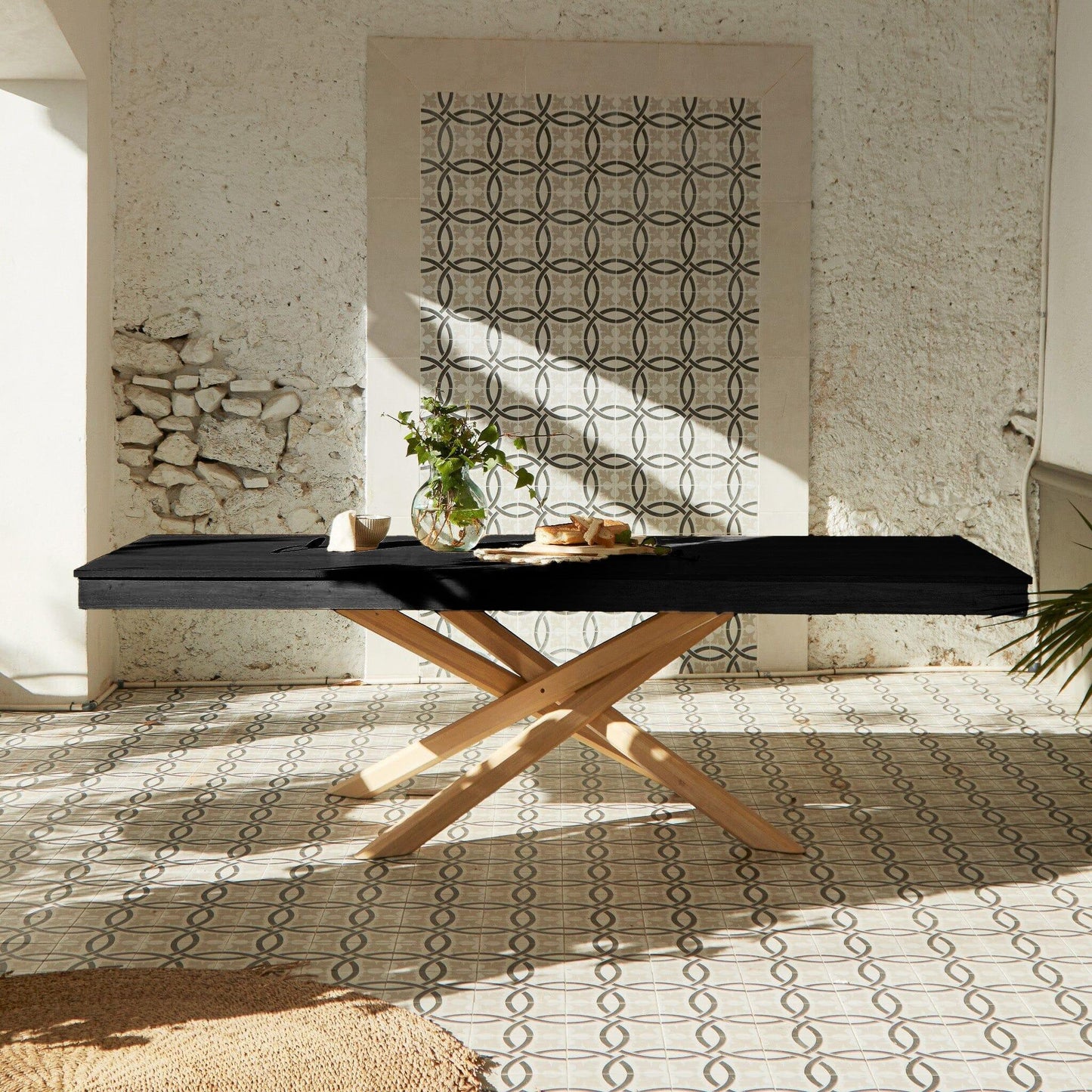 Amelia Black Wood extendable dining table - with Whitewash Legs