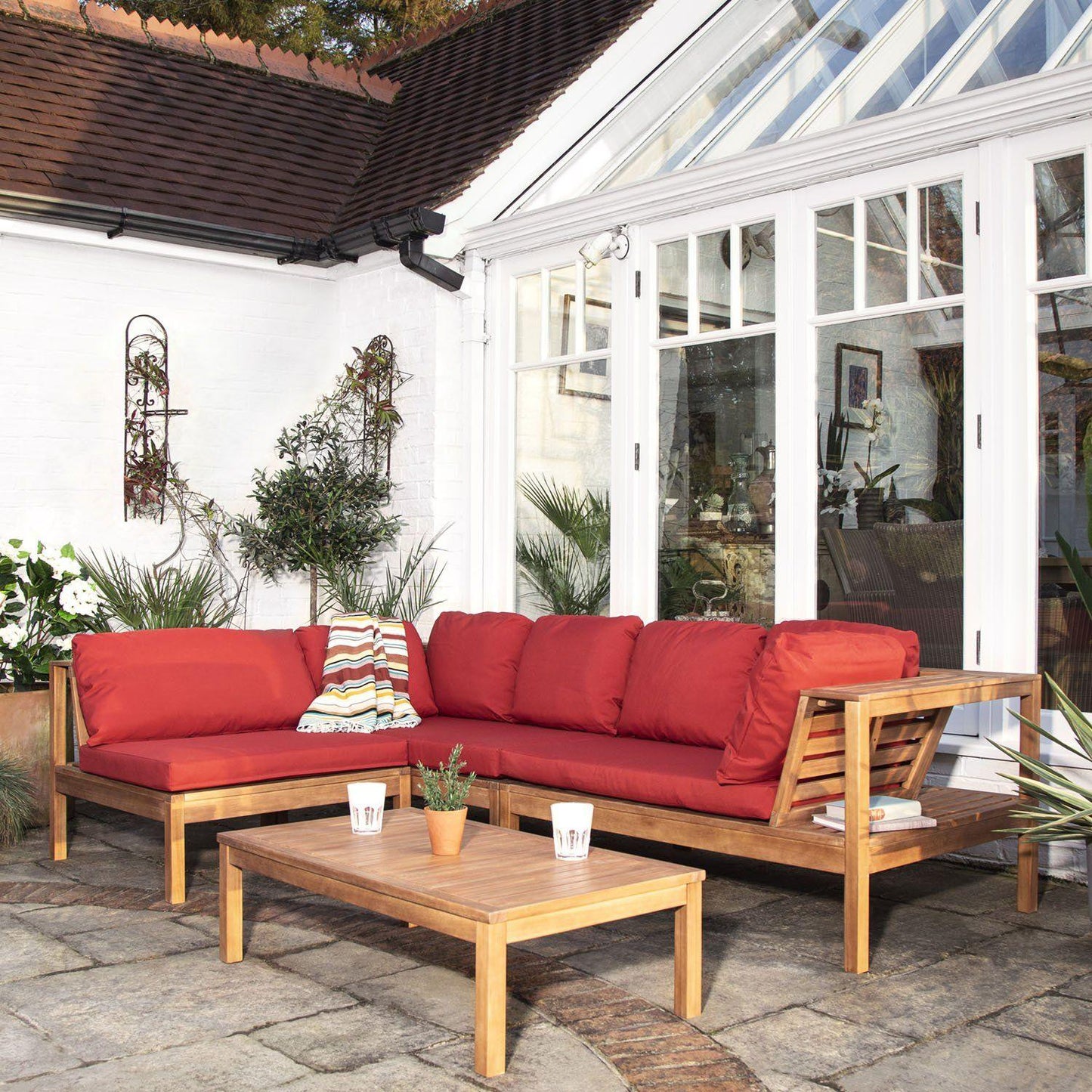 Dakota outdoor sofa set with grey LED premium parasol - acacia wood