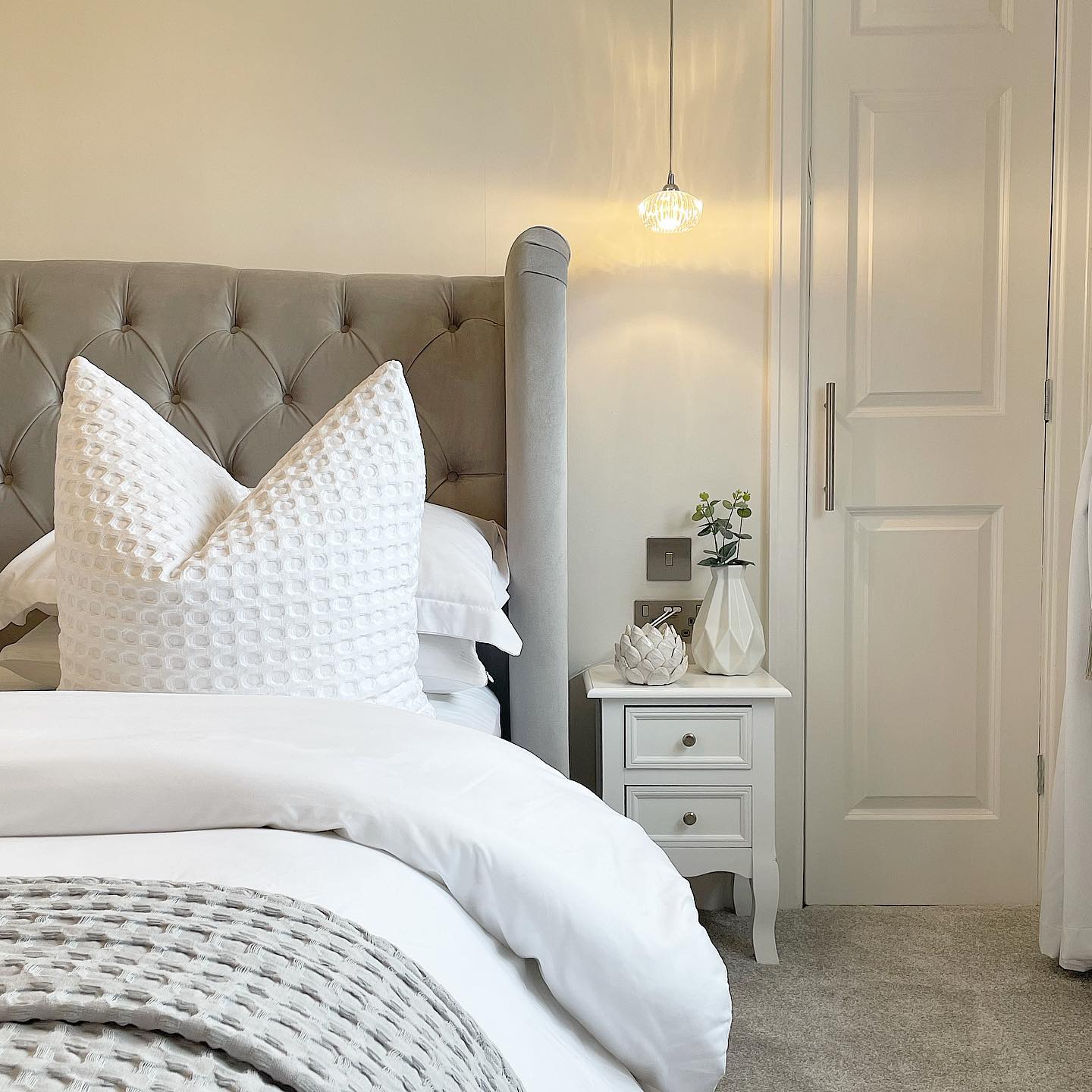 White Bedside Tables Fully Assembled - Set of 2