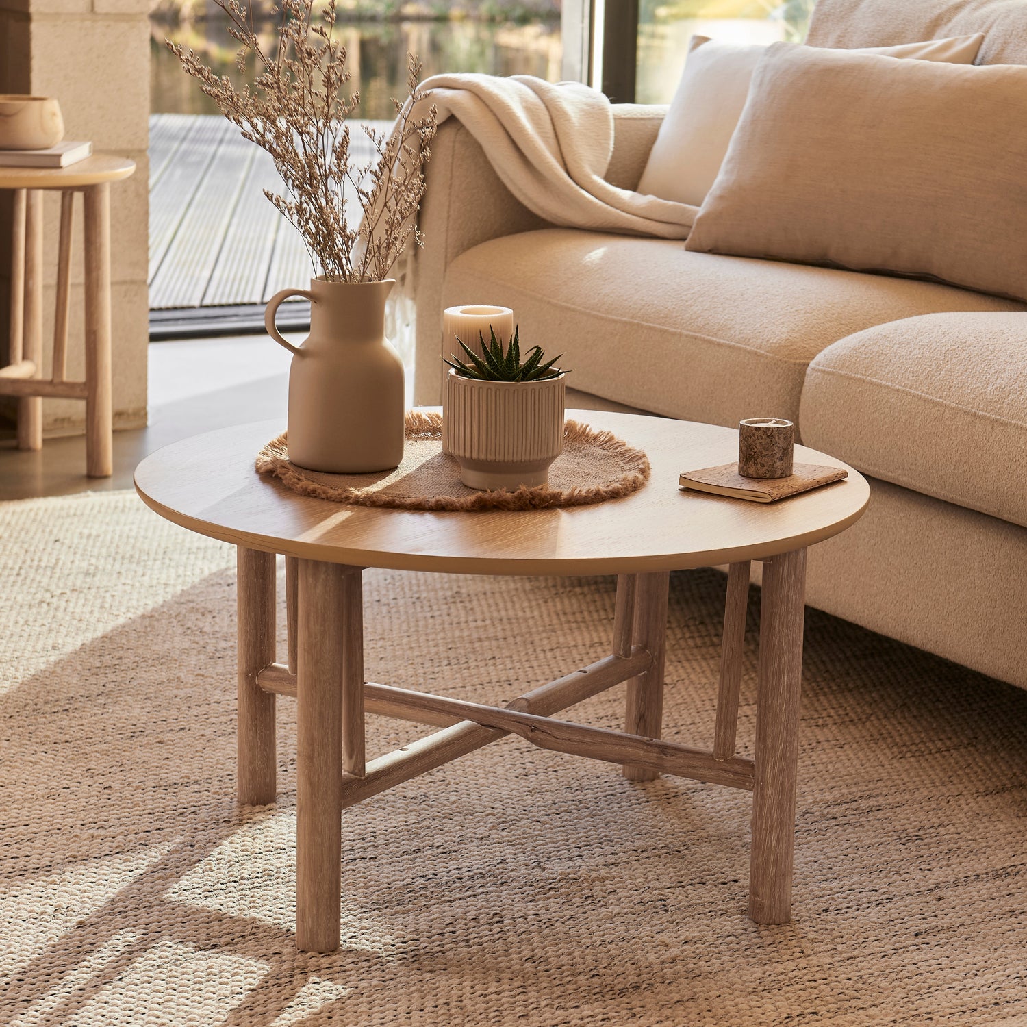 Round Coffee Tables