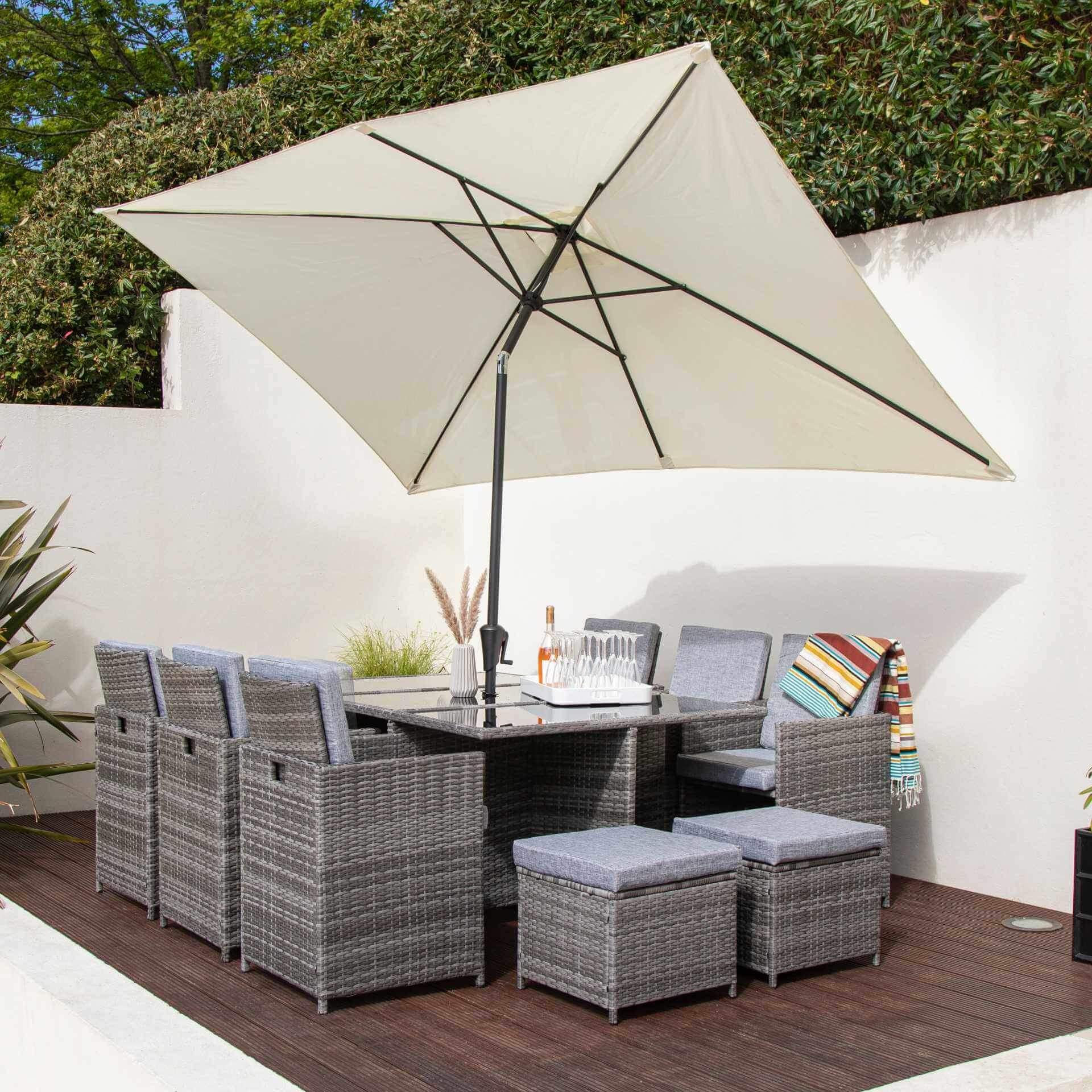 10 Seat Rattan Cube Outdoor Dining Set with Premium Parasol and Parasol Rain Cover - Grey Weave - Laura James