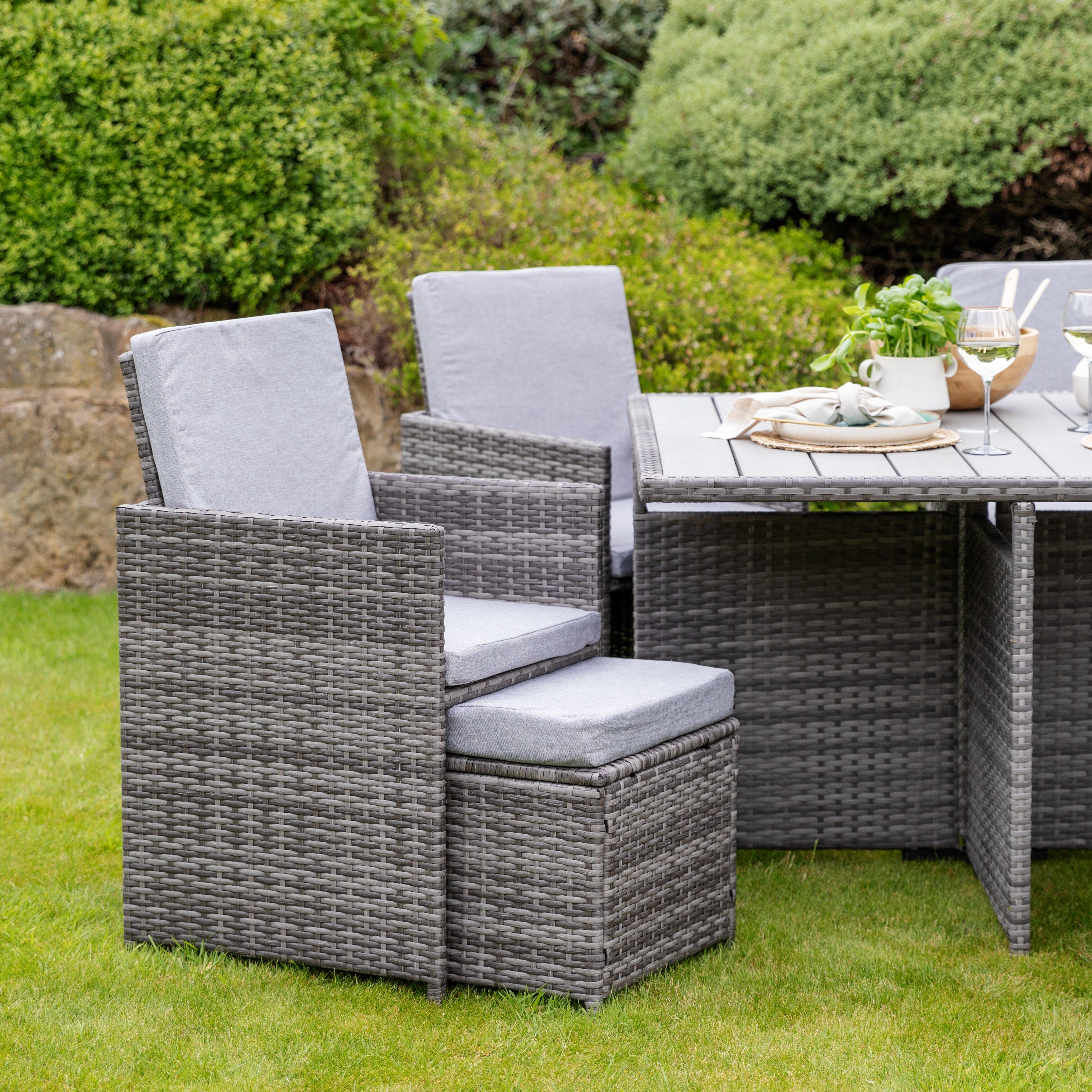 Laura James Outdoor Seater Table And Chairs Laura James Cubic