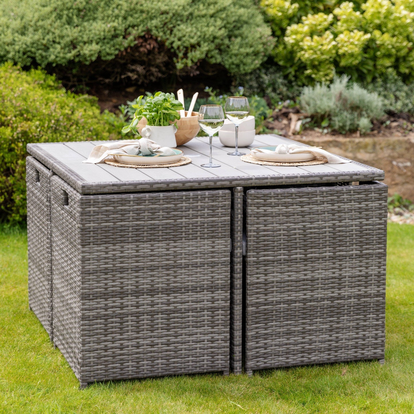 8 Seater Rattan Cube Outdoor Dining Set with Grey Parasol - Grey Weave Polywood Top