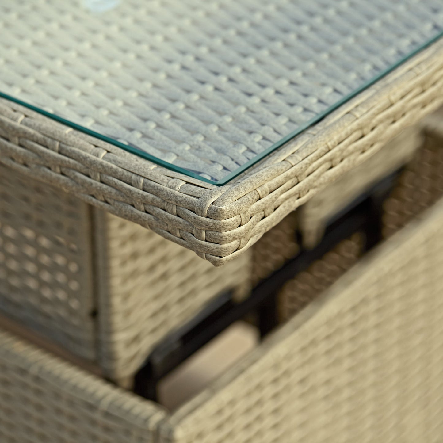 Aria Rattan Garden Raising Table - Laura James 