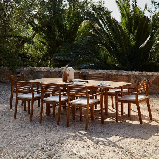 Aspen 8 Seater Wooden Extendable Garden Dining Set with Cushions