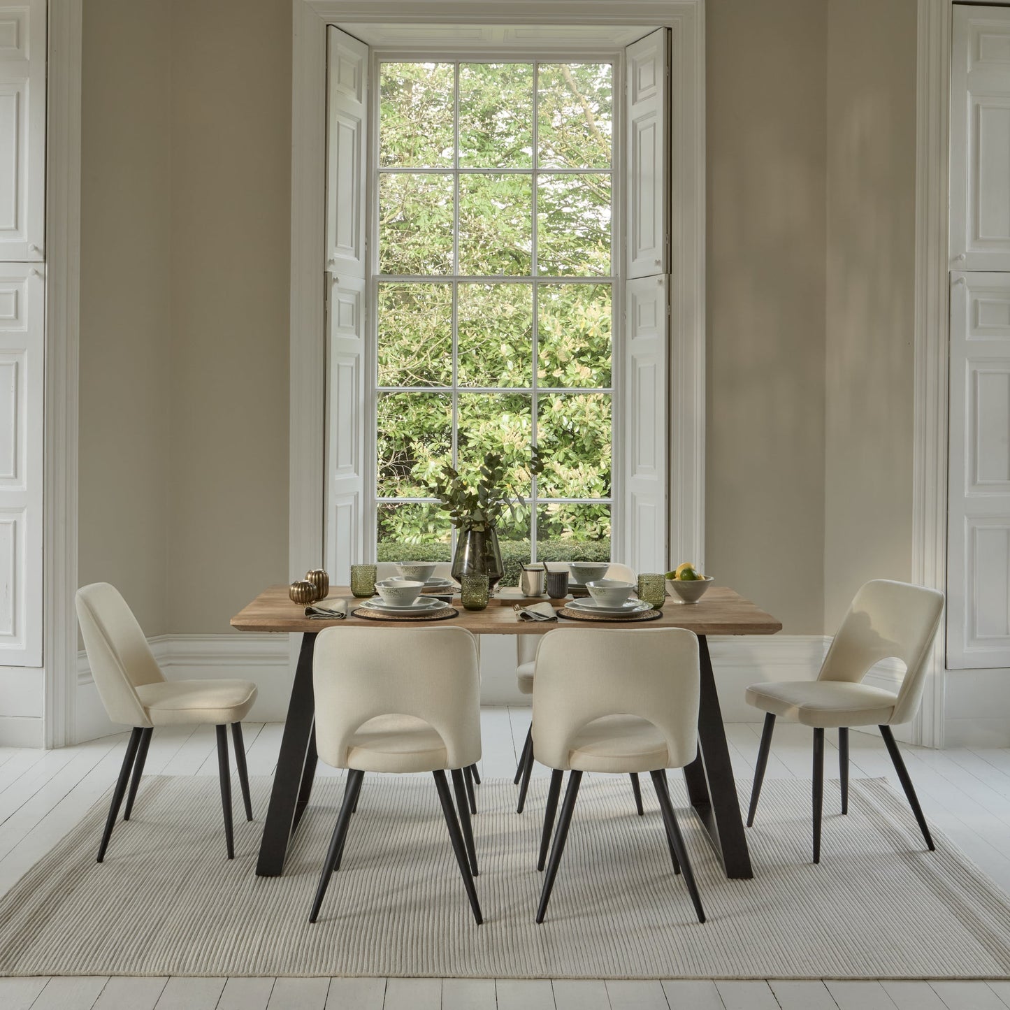 Atlas 160cm Chalked Mango Wood Dining Table Set - 6 Seater - Dolly Dining Chairs - Oyster White - Black Legs - Laura James
