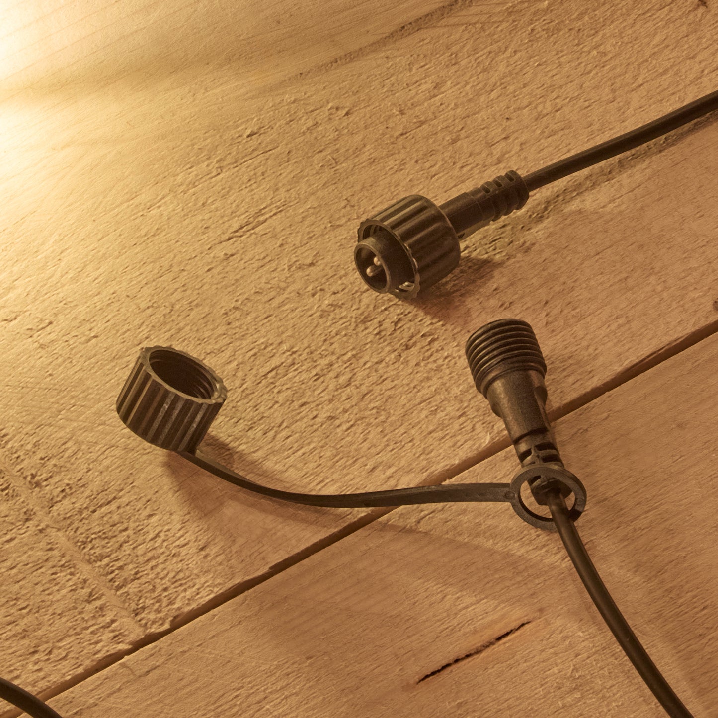 Carnaby 10 Bulb Garden String Lights - Extendable - Beehive Bulb - Laura James