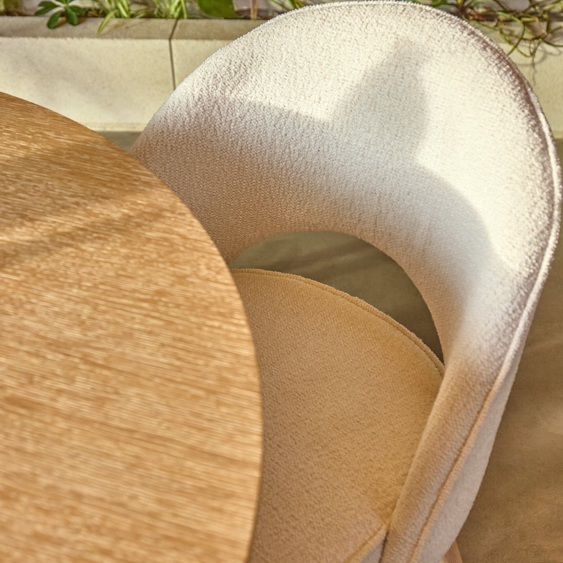 Carter Whitewash Round Dining Table with 4 Freya Boucle Dining Chairs with Whitewash Legs - Laura James 