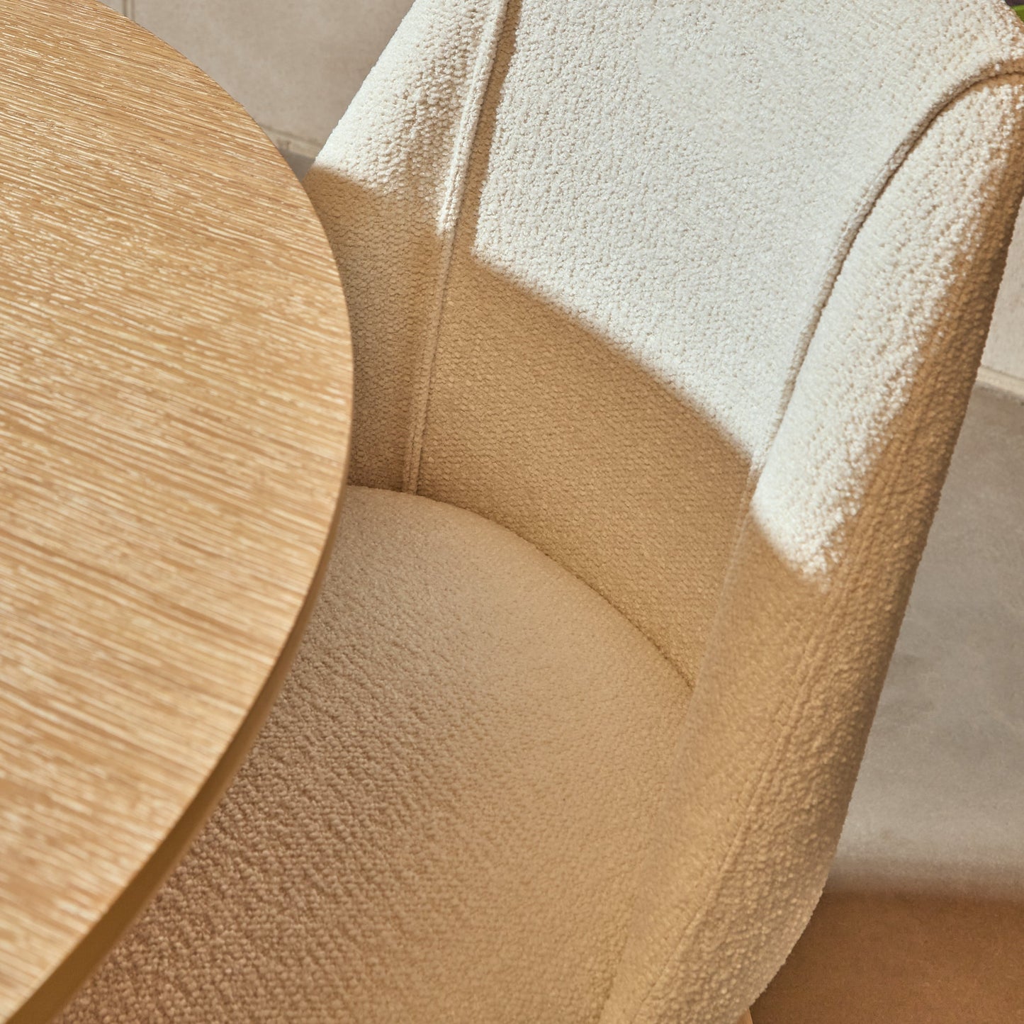 Carter Whitewash Round Dining Table with 4 Freya Boucle Dining Chairs with Whitewash Legs