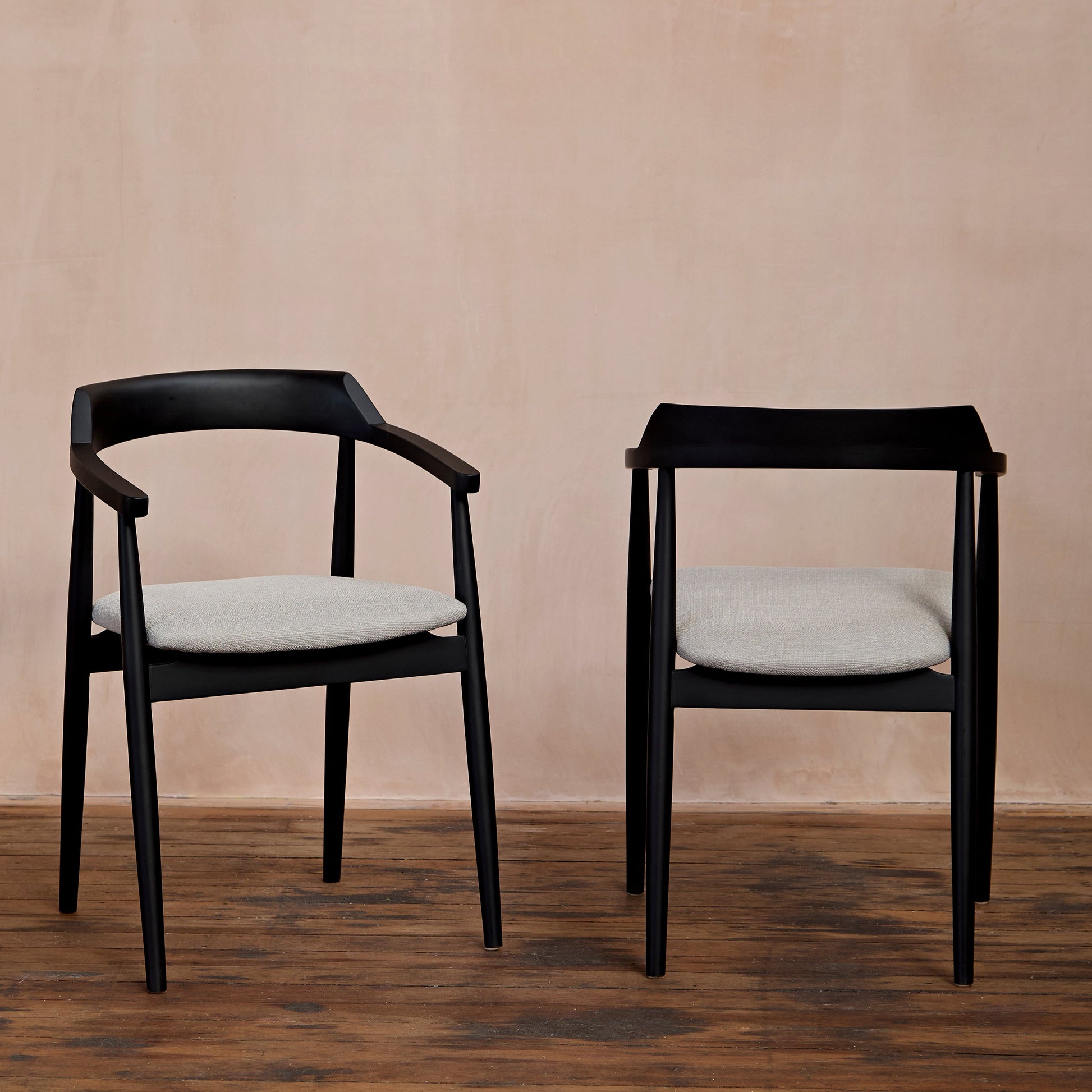 Carter_Dining_Armchair_Set_of_2_Black_Oak_Fawn_Linen_Seat-1_f519828a-cfc9-4931-a502-99be1d74de55 - Laura James