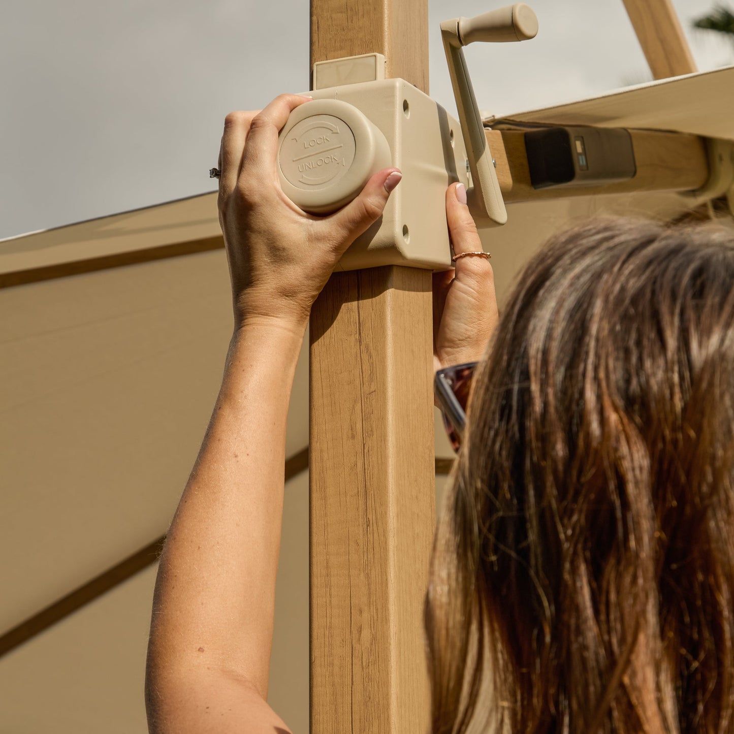 Ivory Cantilever LED Parasol - 3m - Laura James