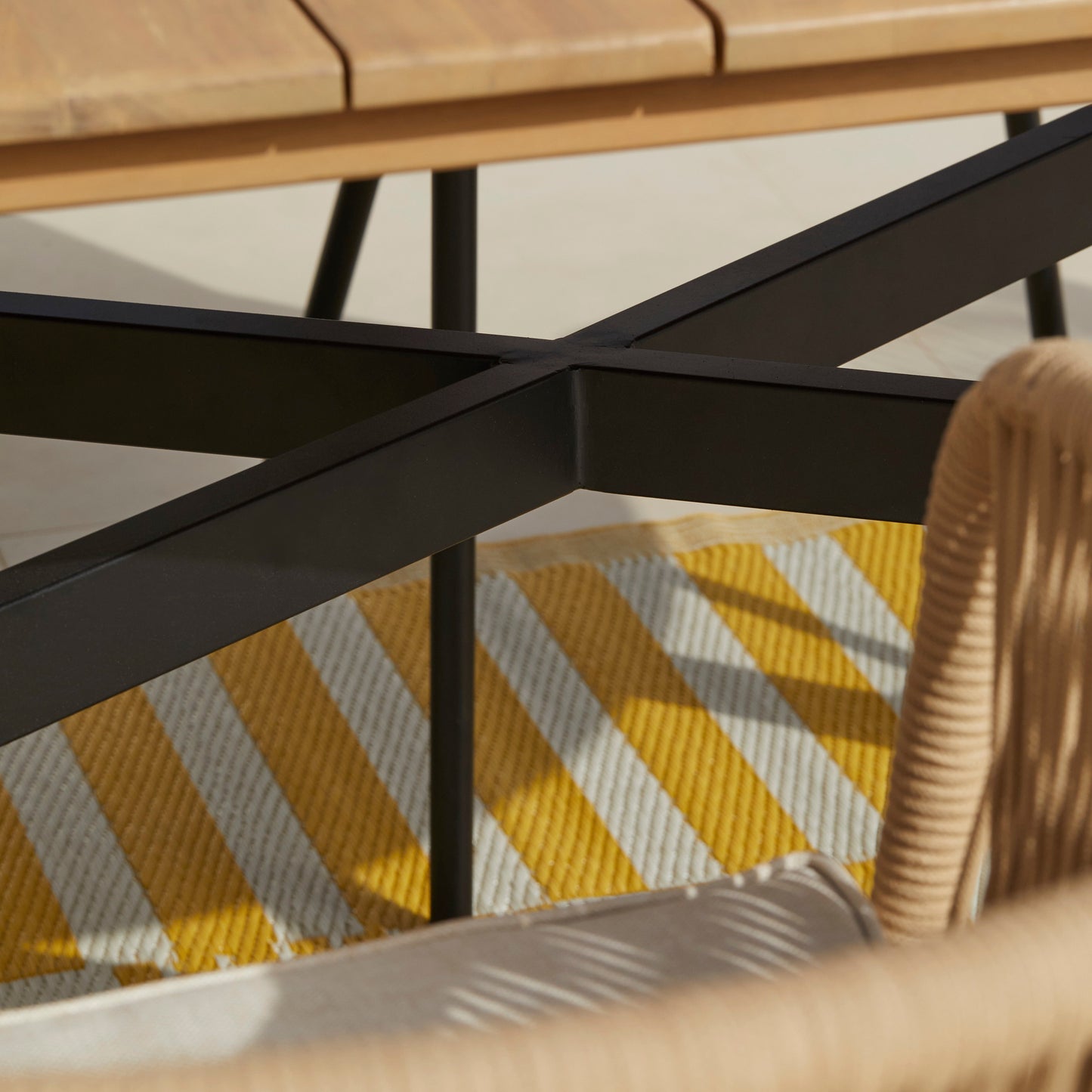 Ezra 6 Seater Oval Wooden Garden Dining Set with 6 Hali Natural Rope Chairs - Laura James 