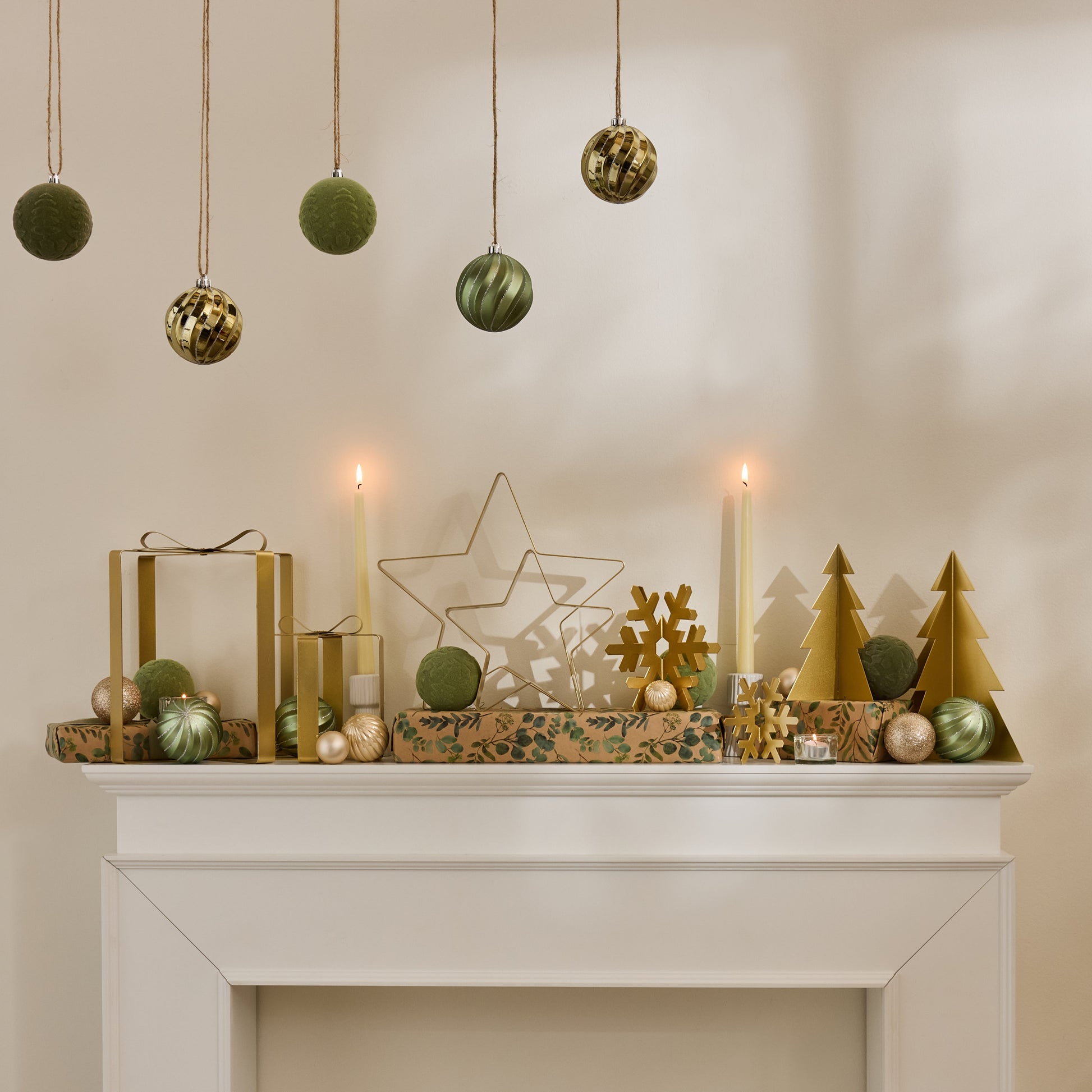 Falun Metal Standing Star Ornament - Set of 2 - Gold -Laura James