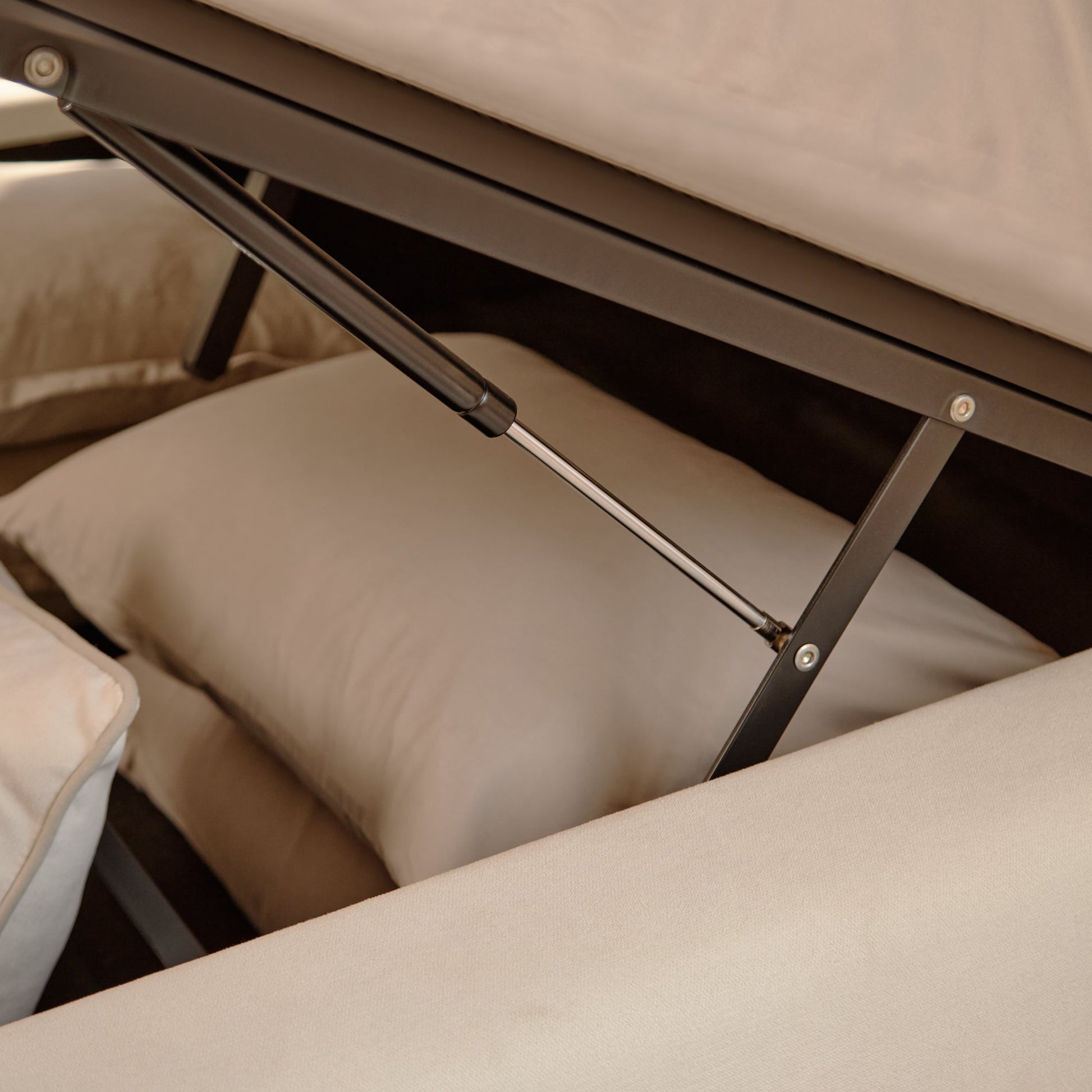 Farrah King Ottoman Bed - Ivory - Laura James