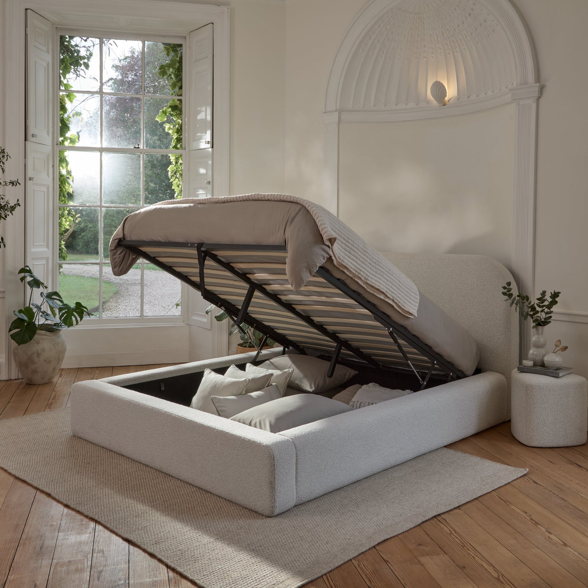 Farrah King Ottoman Bed - Oat Boucle - Laura James