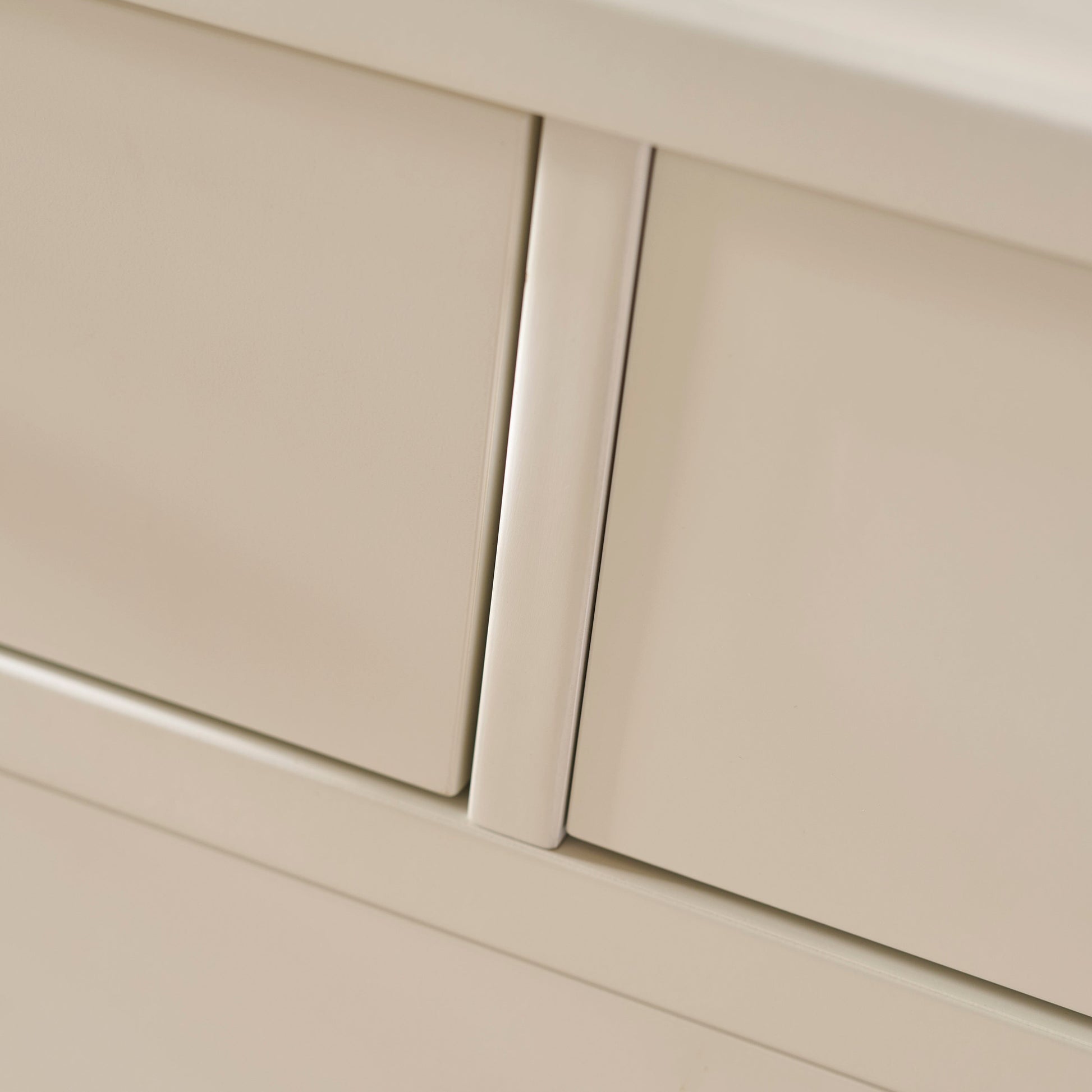 Ivy 4 Drawer Chest of Drawers - Ivory White - Laura James 