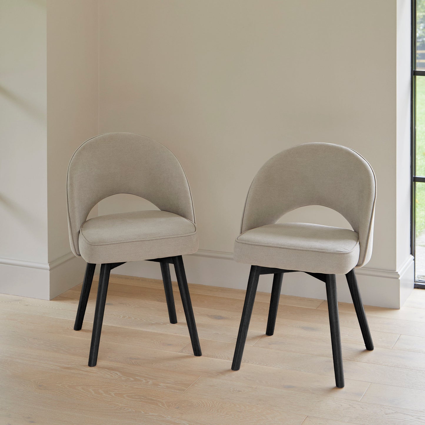 Amelia Black Dining Table Set - 6 Seater - Marilyn Soft Beige Dining Chairs - Black Legs