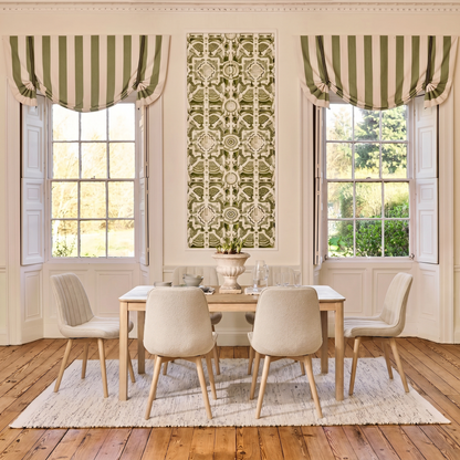 Noah Whitewash Oak Extending Dining Table Set - 6 Seater - Bella Boucle Dining Chairs - Whitewash Legs