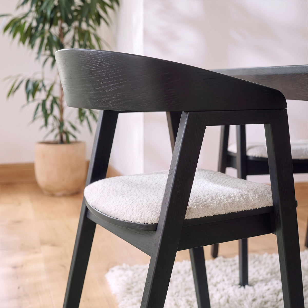 Olivia 160-240cm Black Oak Dining Table Set - 6 Seater - Ella Off White Boucle Dining Chairs - Black Oak Legs - Laura James 