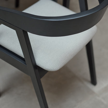 Paul_160-220cm_Extending_Dining_Table_Black_Oak_Ella_Carver_Black_Dining_Chairs_Fawn_Linen-91 - Laura James