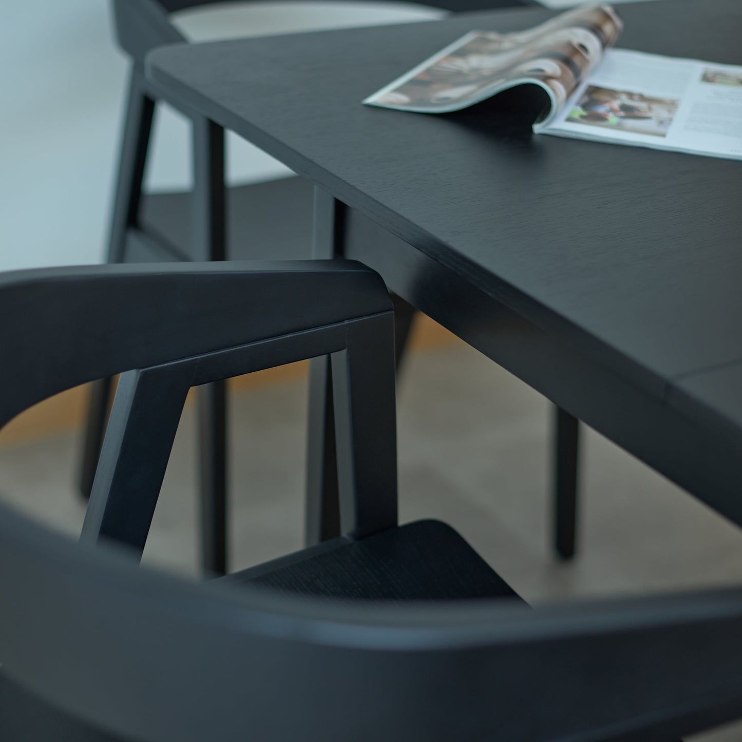 Paul Black Oak Extending Dining Table Set - 6 Seater - Ella Off White Boucle Carver Chairs - Whitewash Oak Legs - Laura James