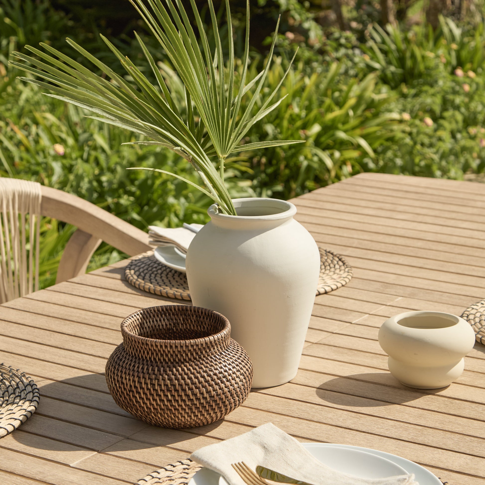 Saffron 6 Seater Extending Wooden Garden Dining Set with Shiro Beige Rope Chairs - Laura James