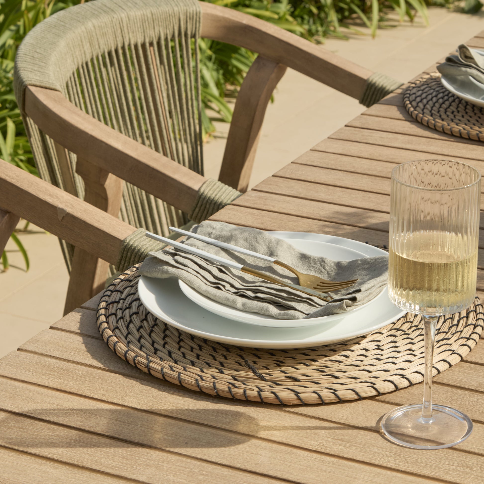 Saffron 6 Seater Extending Wooden Garden Dining Set with Shiro Green Rope Chairs - Laura James