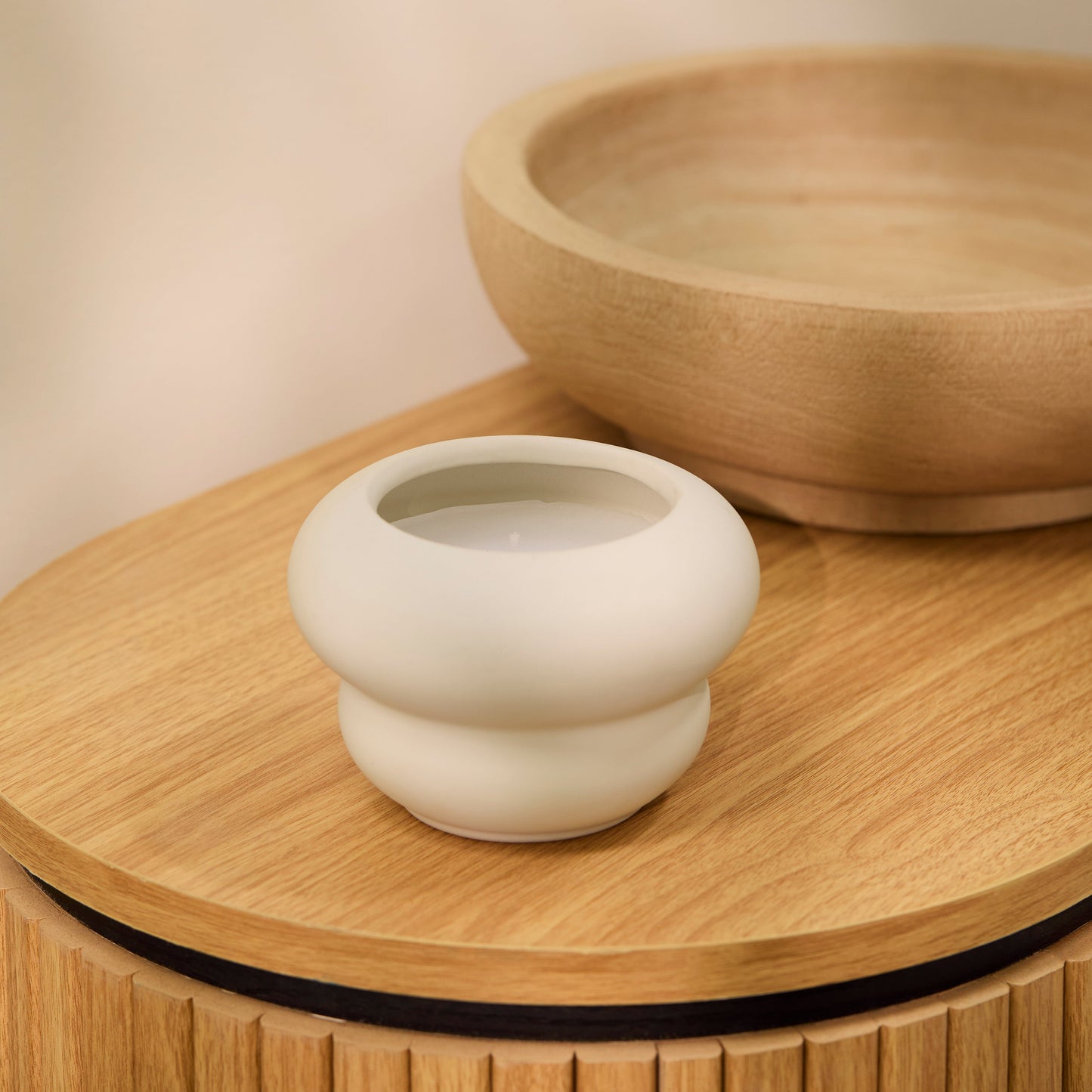 Surbiton_Single_Wick_13cm_Ceramic_Candle_Oud_Wood_and_Rose_Scent_in_Clay-2 - Laura James