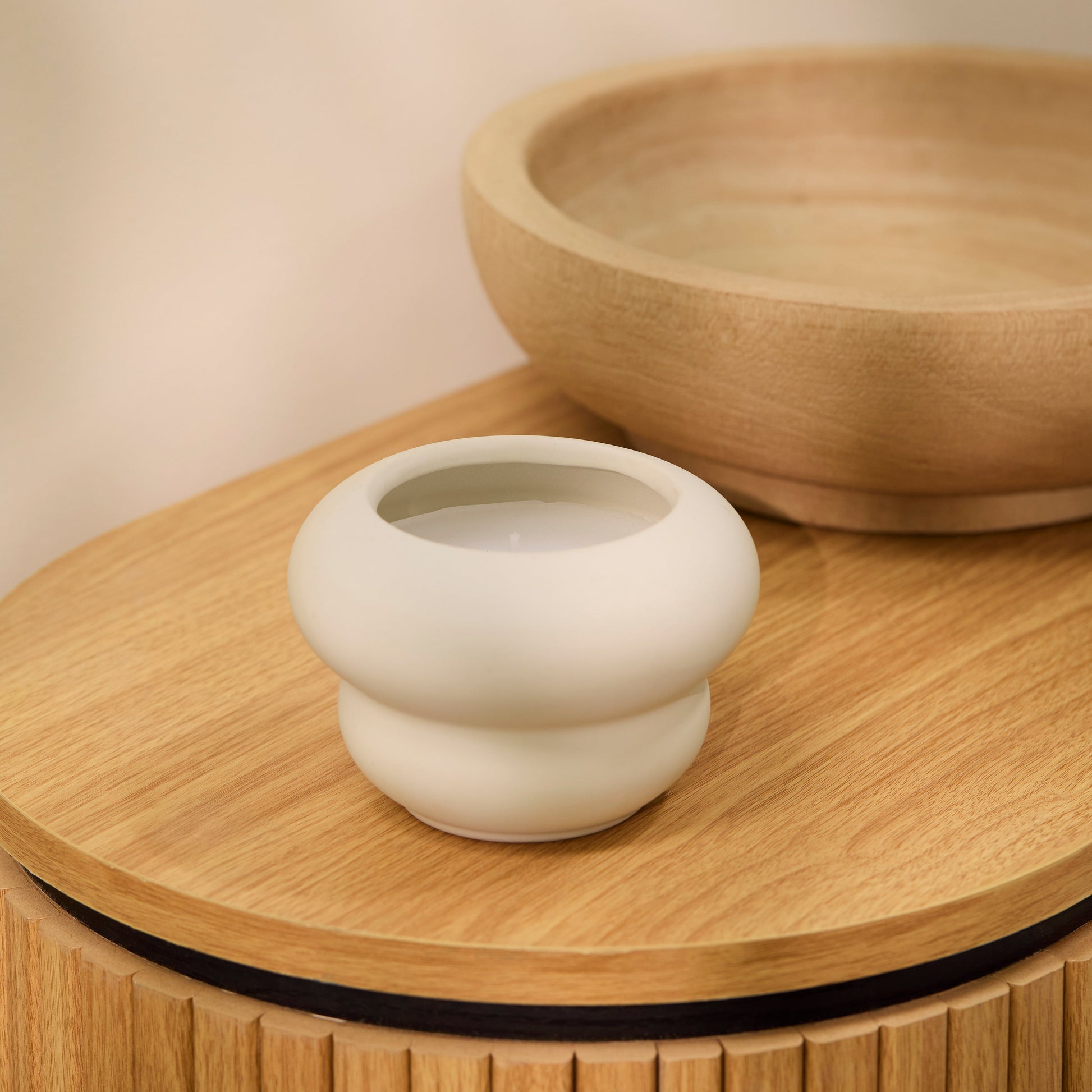 Surbiton_Single_Wick_13cm_Ceramic_Candle_Oud_Wood_and_Rose_Scent_in_Clay-2 - Laura James