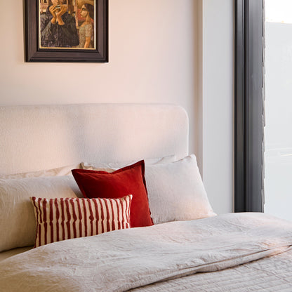 Tallulah Double Bed - Chalk White Boucle - Laura James 