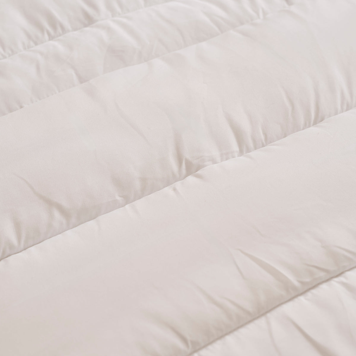 Una Single Sofa Bed Topper - White - Laura James 