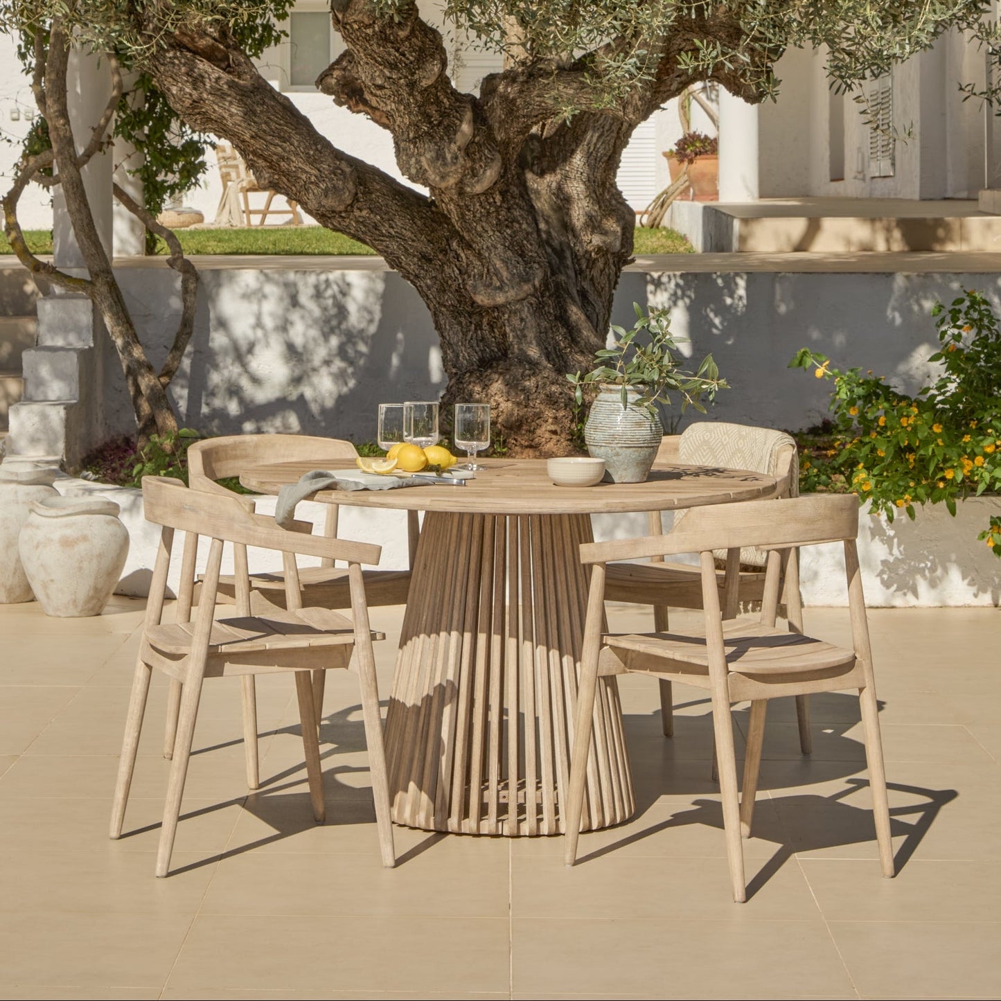 Willow 4 Seater Round Garden Dining Set with Elowen Chairs - Laura James