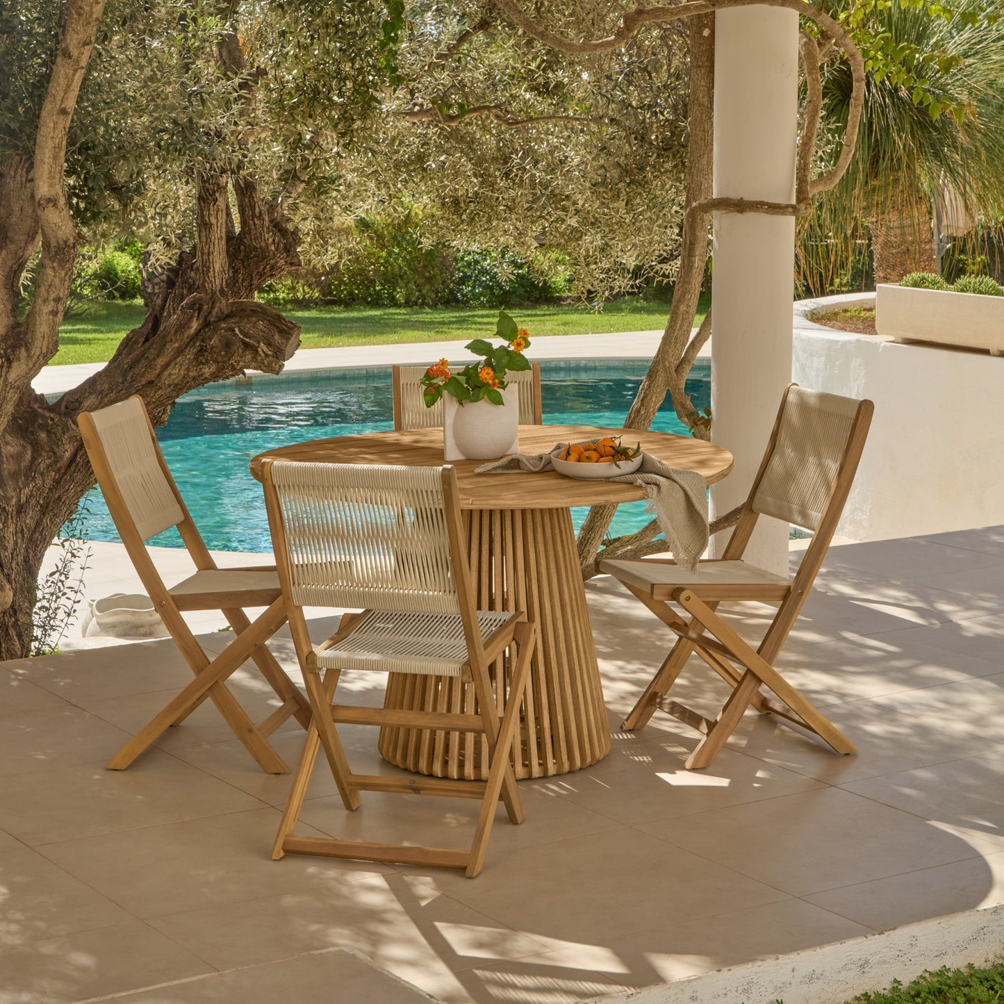 Willow 4 Seater White Acacia Round Garden Dining Set with Cove Beige Rope Chairs - Laura James