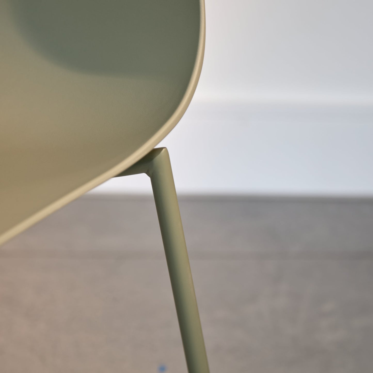 Wren Dining Chair - Set of 4 - Olive Green - Laura James 