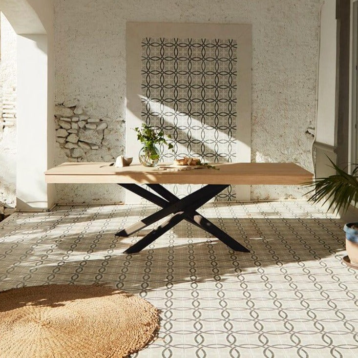 Amelia Whitewash wood extendable dining table - black legs