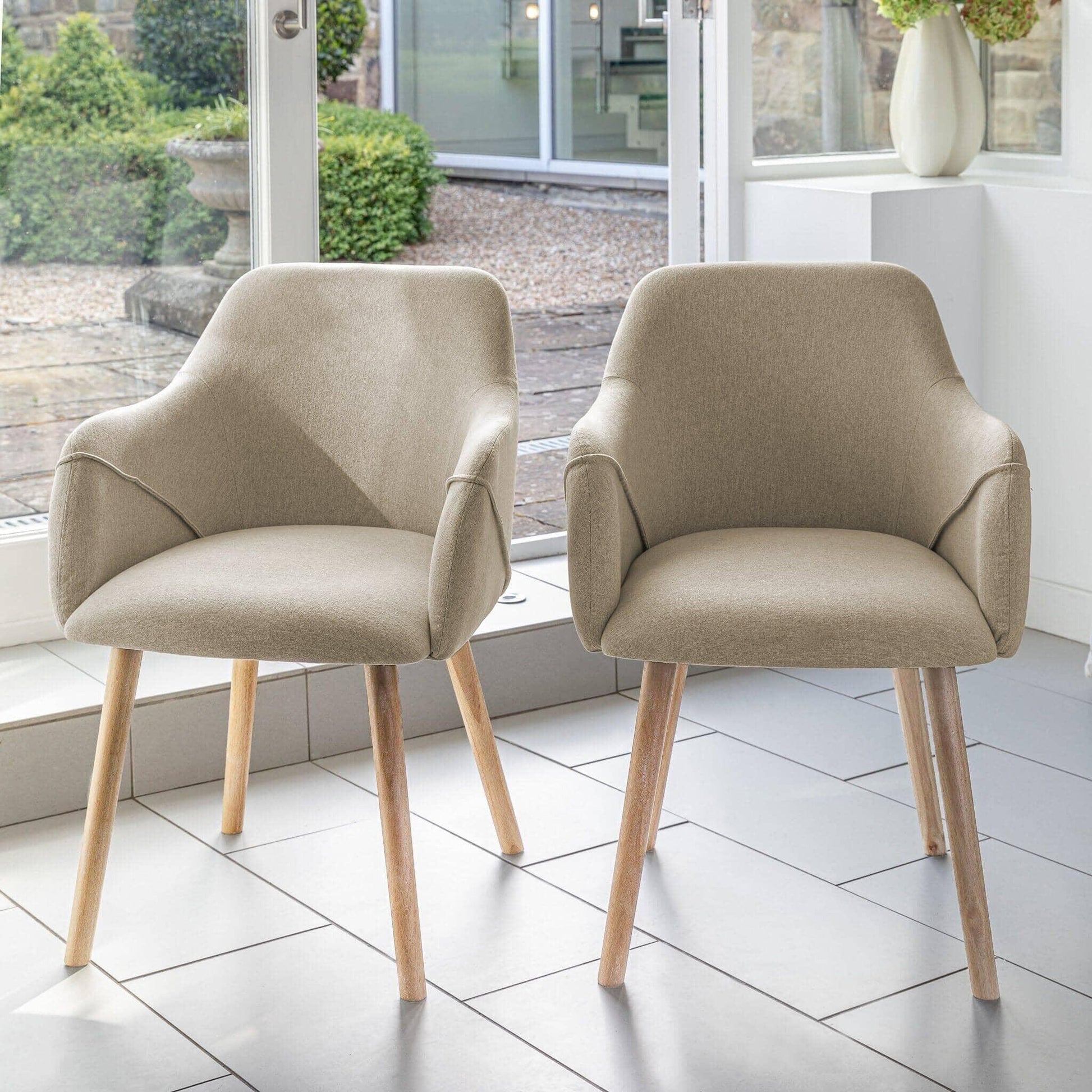 Ella Pale Oak Dining Table Set - 6 Seater - 2 Freya Oatmeal Carver Chairs & 4 Dining Chairs With Pale Oak Legs - Laura James