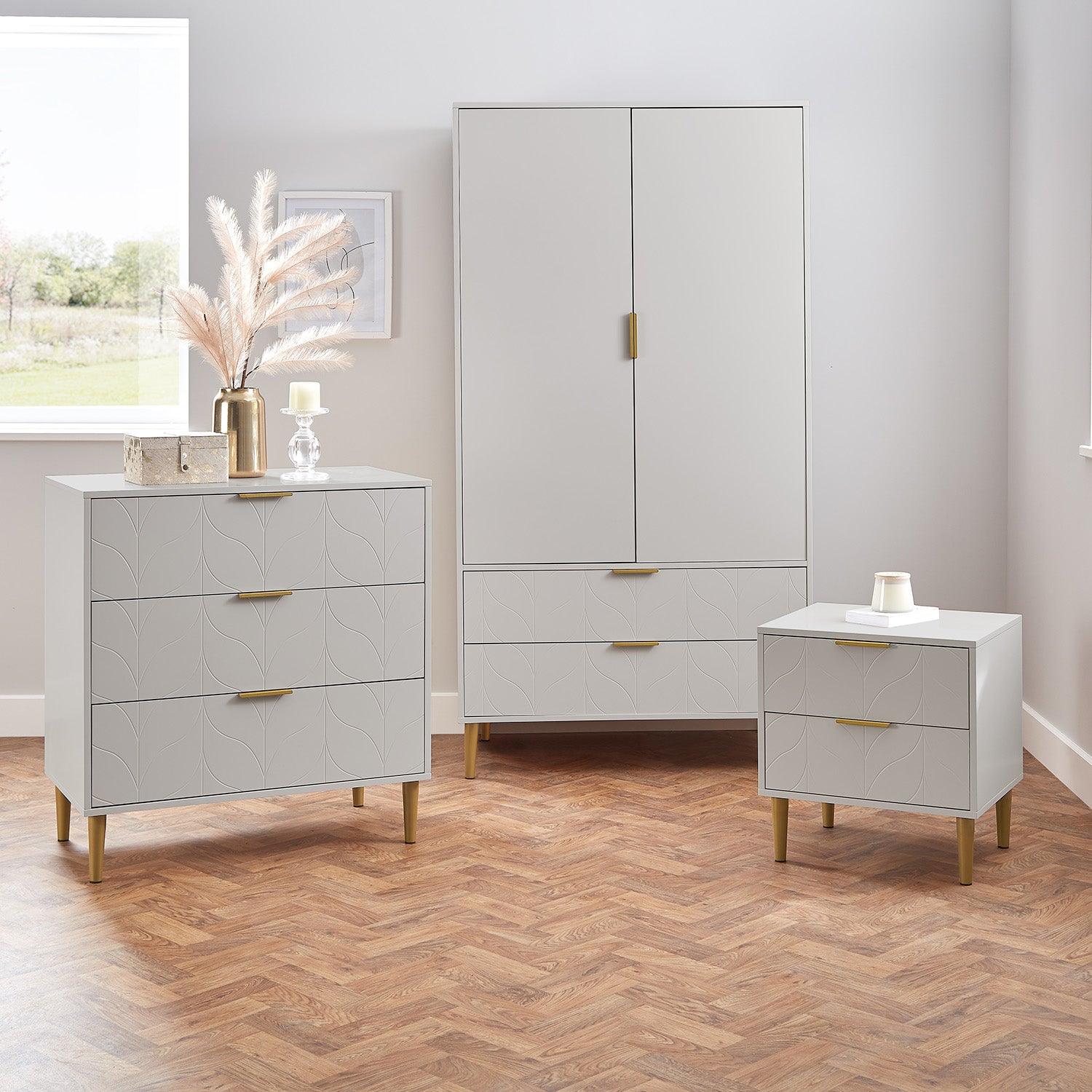 Gloria 3 piece bedroom furniture set - 3 drawer chest of drawers - grey - Laura James