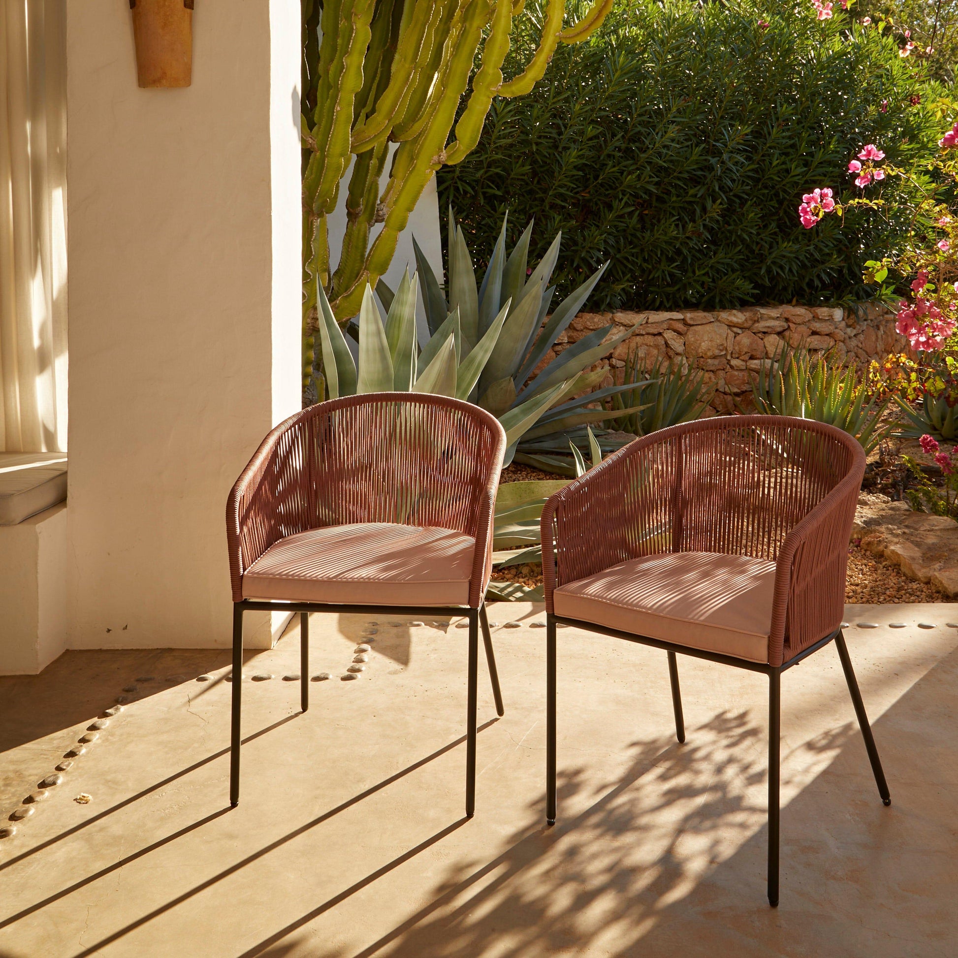 Amelia 6 Seater Natural Wood Black Legs Garden Dining Set - Hali Pink Chairs - Laura James