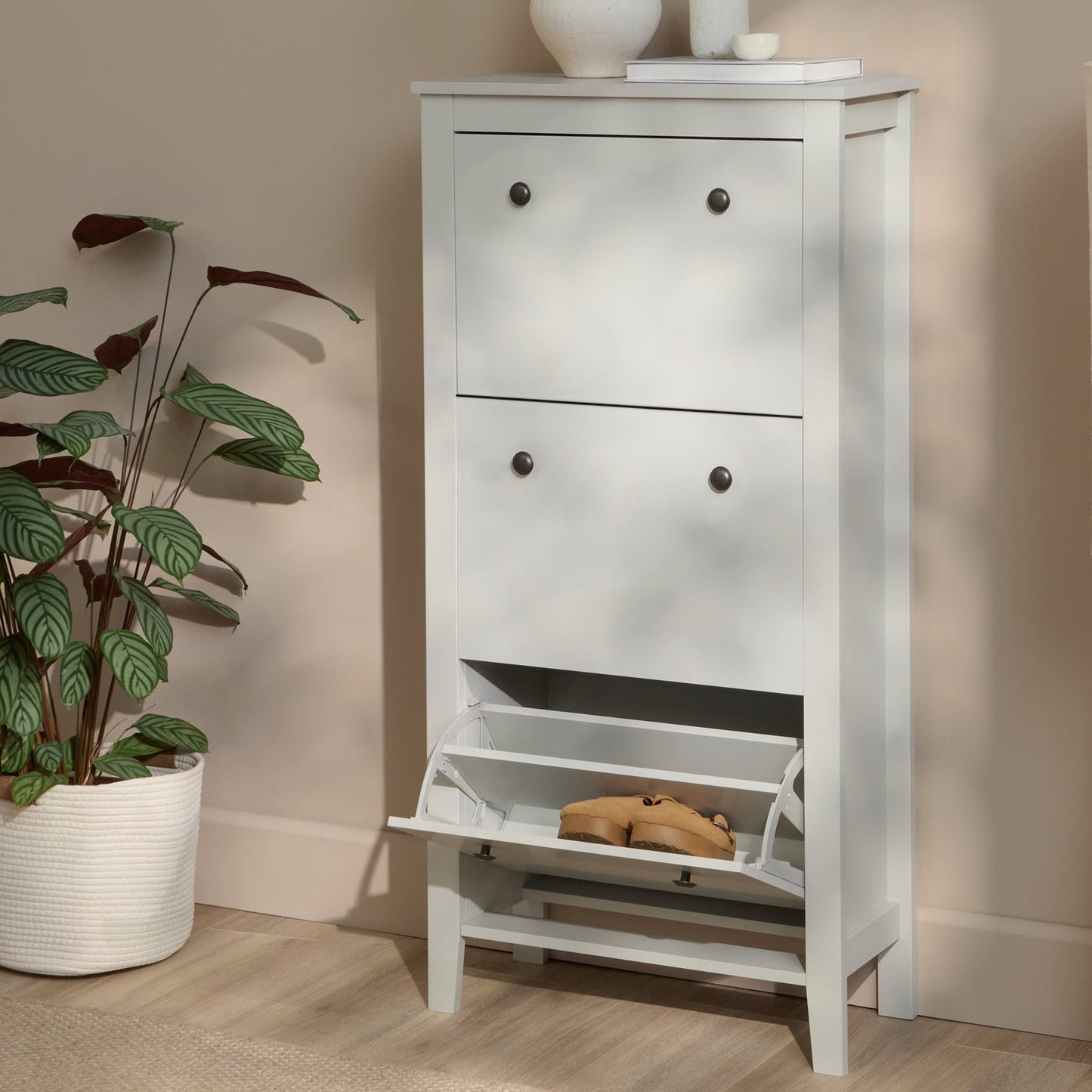 Sandhurst 60cm Three Door Shoe Cabinet - Snow White - Laura James