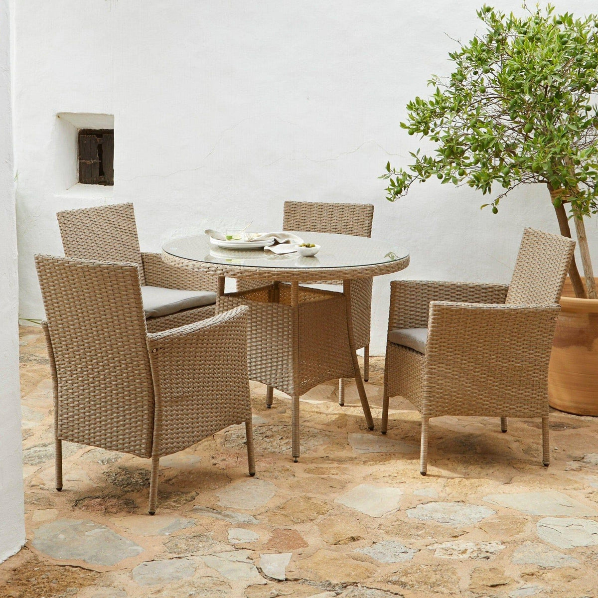 Kemble 4 Seater Rattan Round Garden Dining Table & Chair Set 