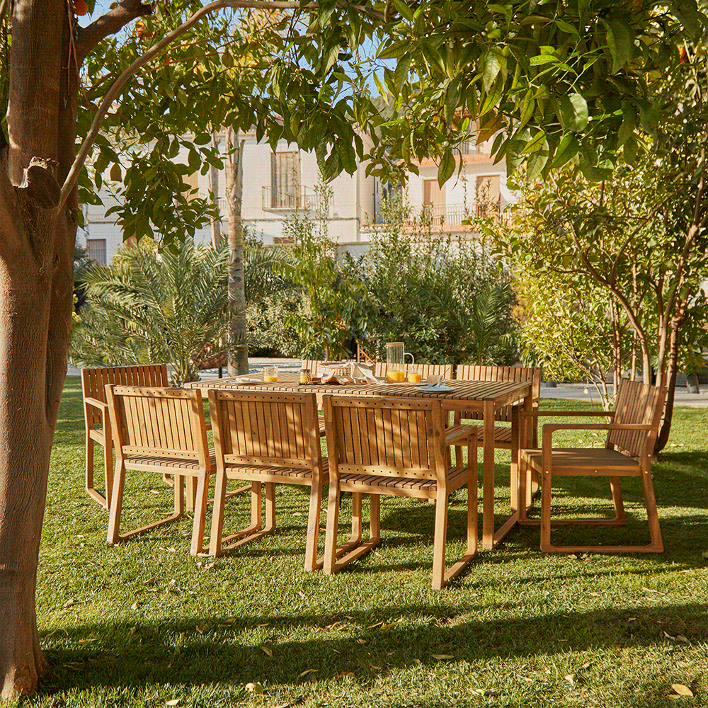 Lennox Table & 8 Lennox Armchairs with Grey Parasol