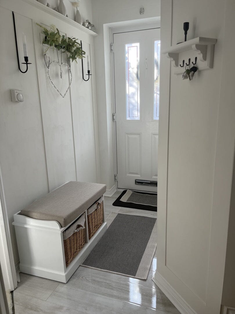 Fyfield 2 Seater Hallway Storage Bench with Storage - White