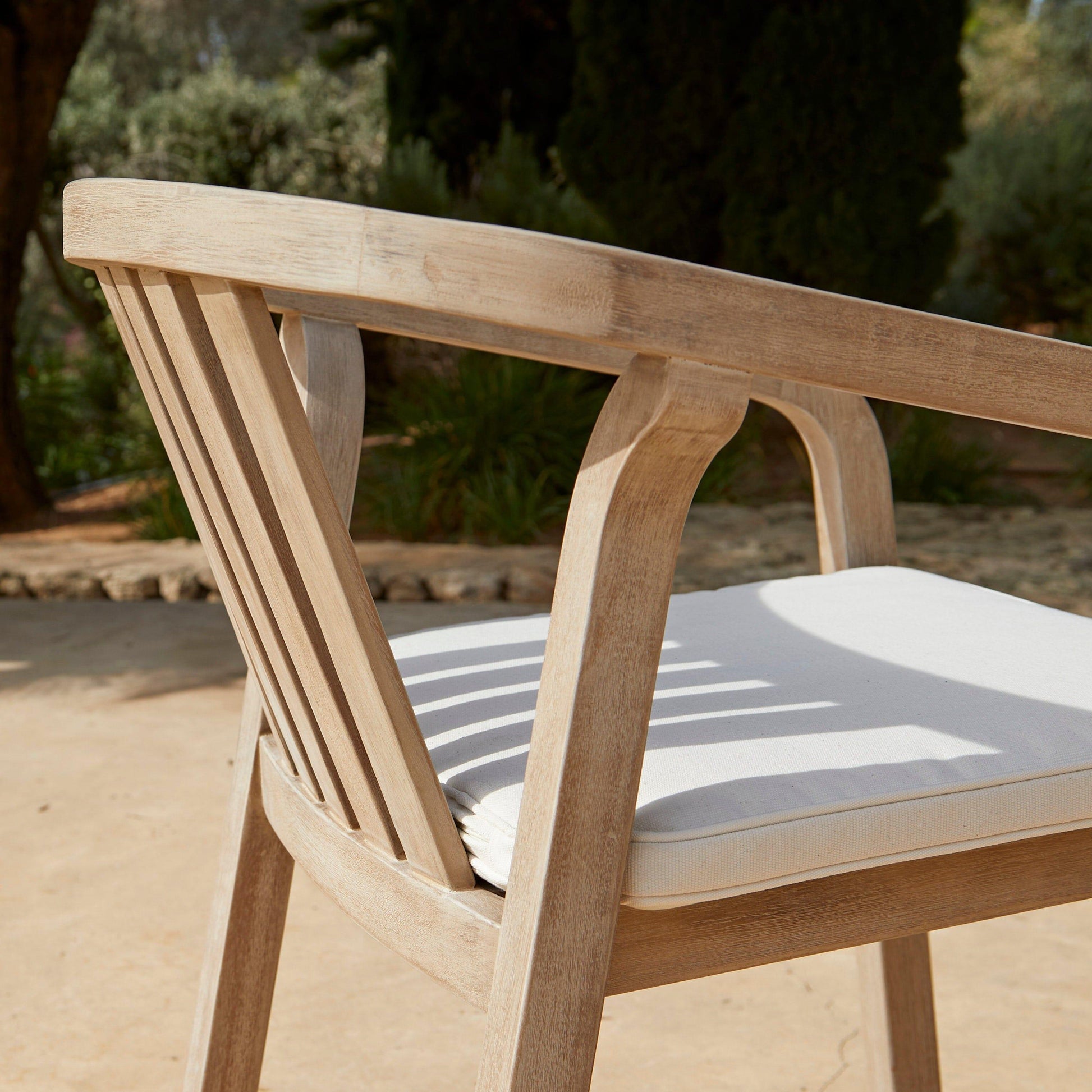 Shiro Wooden Round Garden Dining Table with 6 Shiro Chairs & Cushion Pads - 160cm - Laura James
