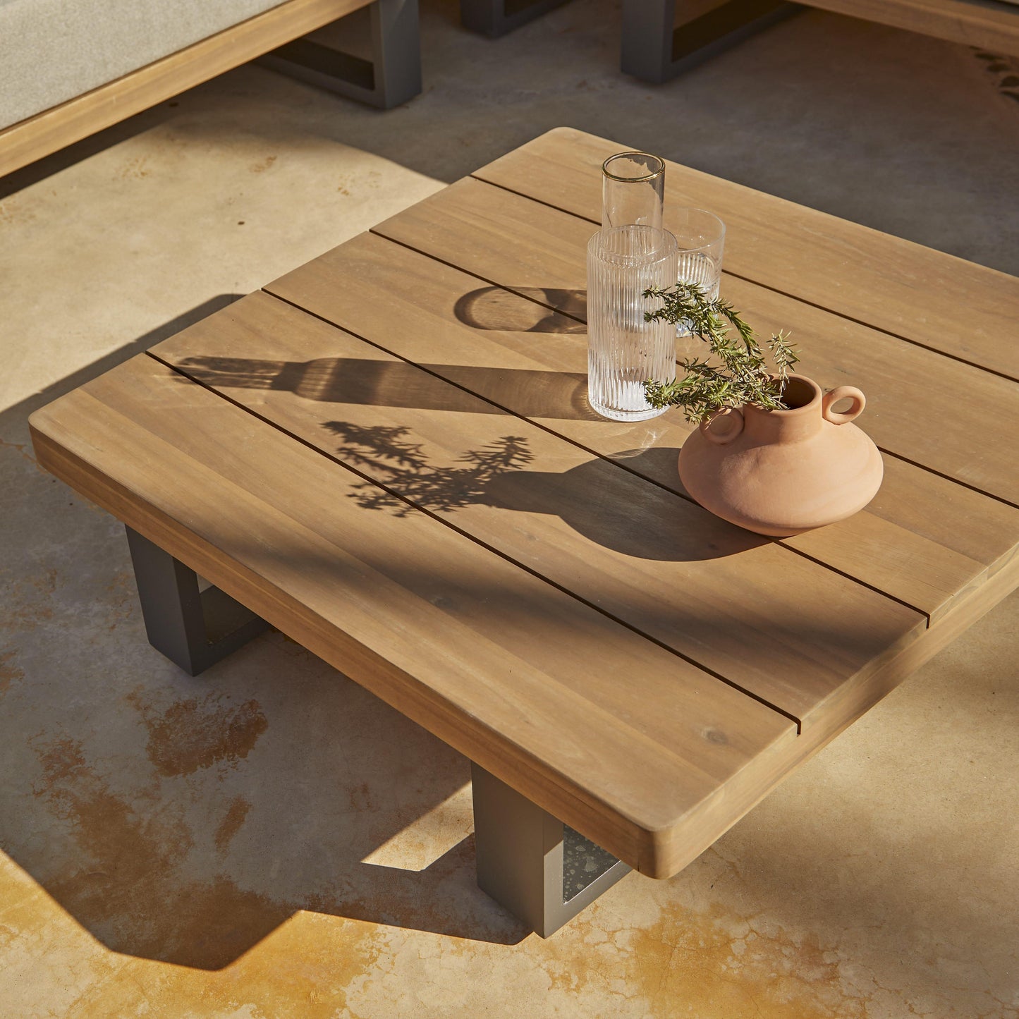 Shiva Stone Garden Corner Sofa Set with Cream Lean Over Parasol - Laura James