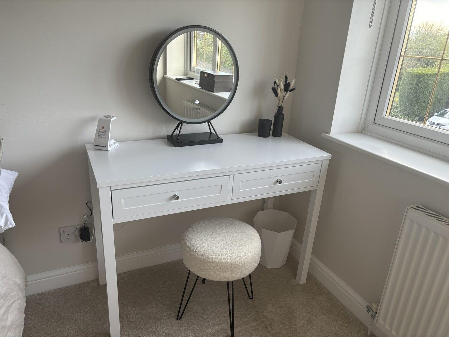 Stevie dressing table - white - Laura James